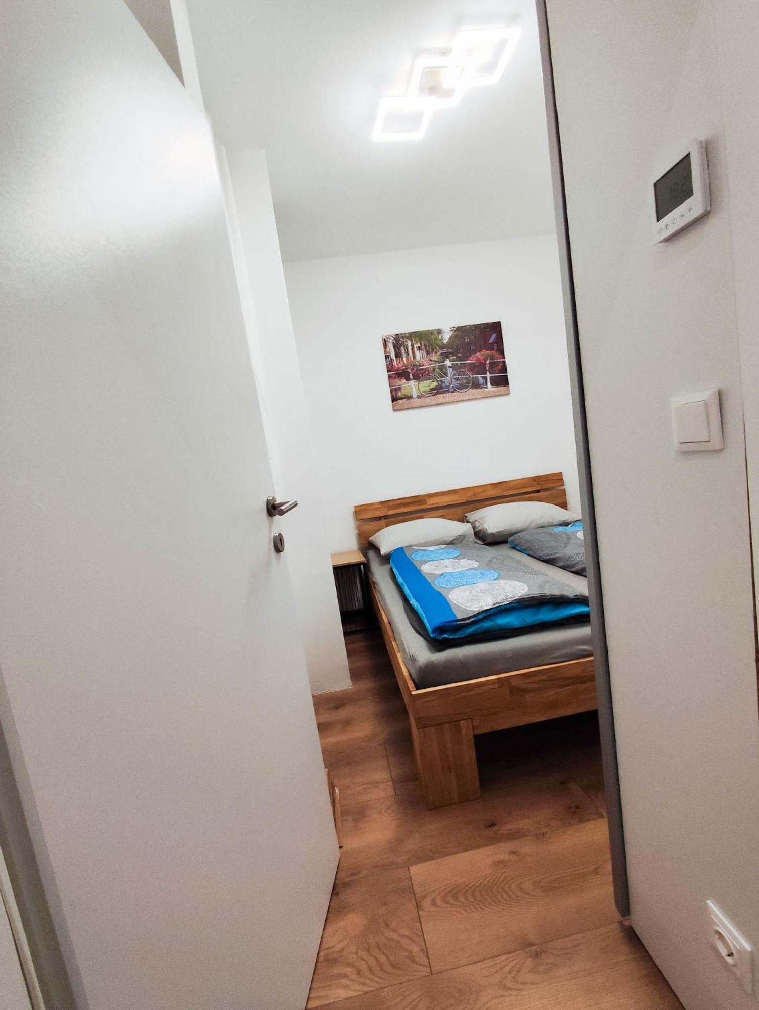 Cozy In Location With Free Parking Appartamento *