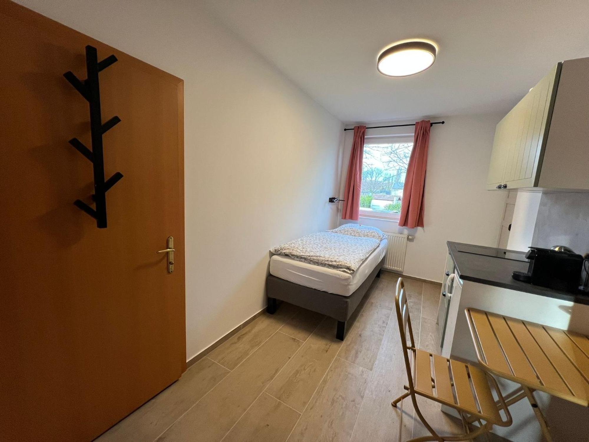 Apartment Einzimmerwohnung Top 6 K-42 Vienna