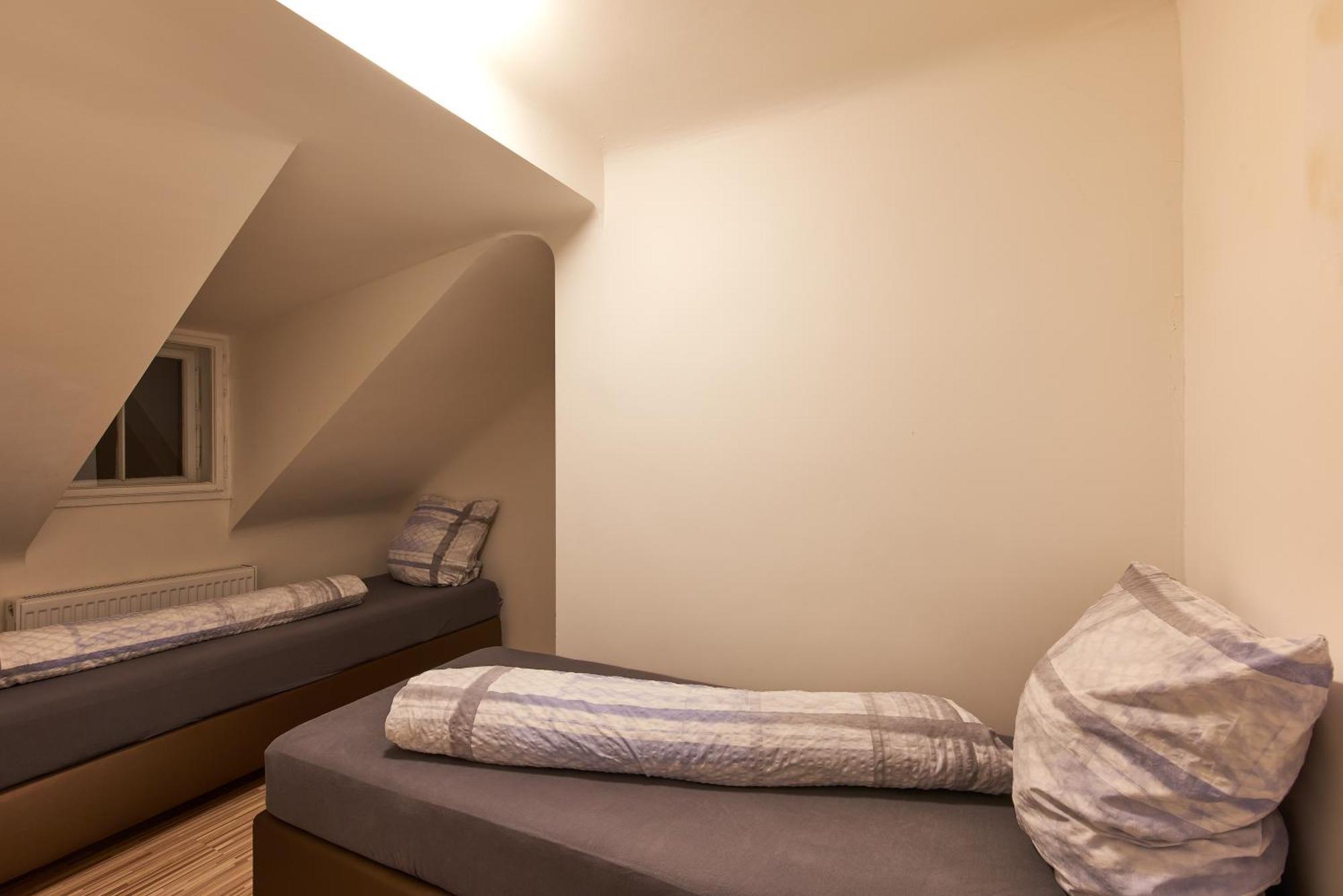 Schoenbrunn Palace Loft With Free Parking 24h Check-in Apartment Vienna