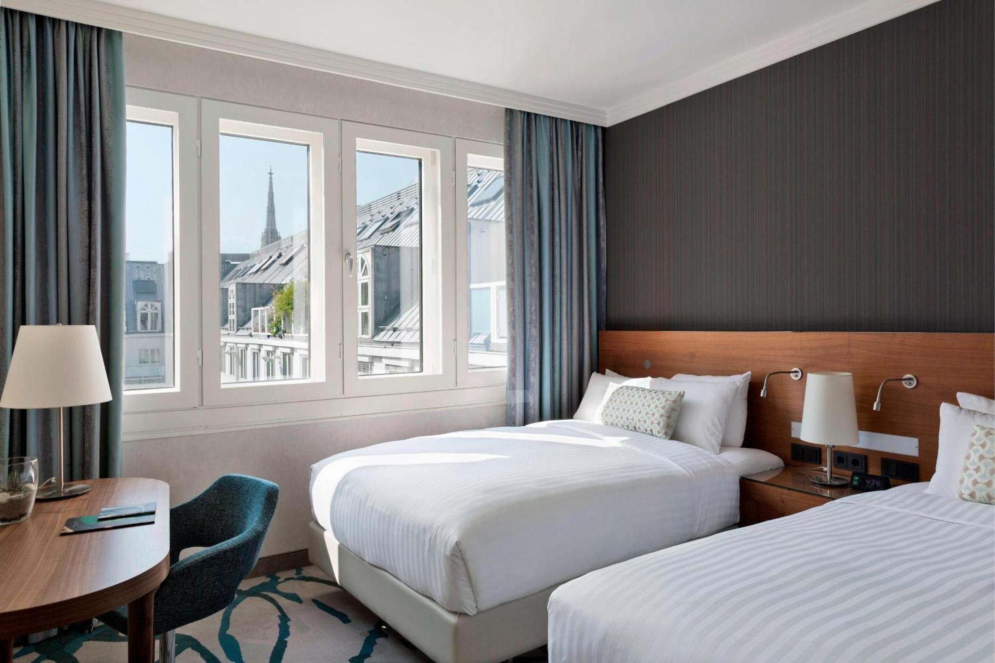 Hotel Marriott 5*