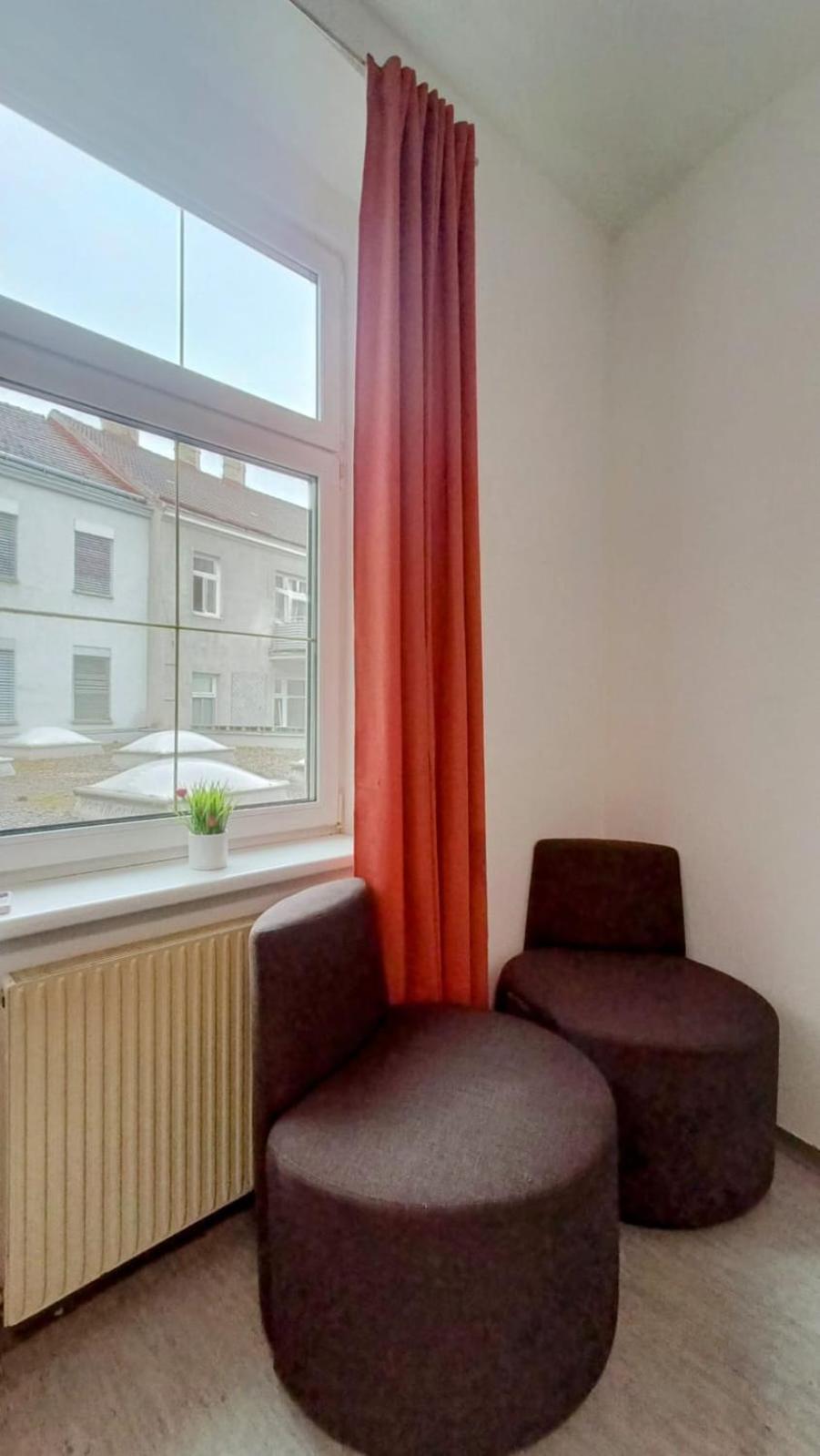 Hostel Near Schoenbrunn - Economy In Shared At Meidling Train Station Vienna