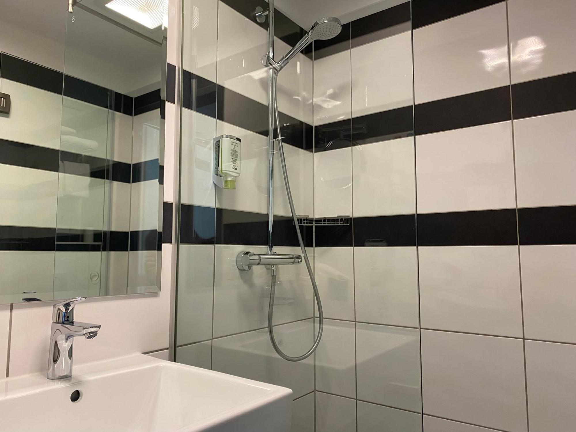Design & Budget Schoenbrunn Hotel 3*