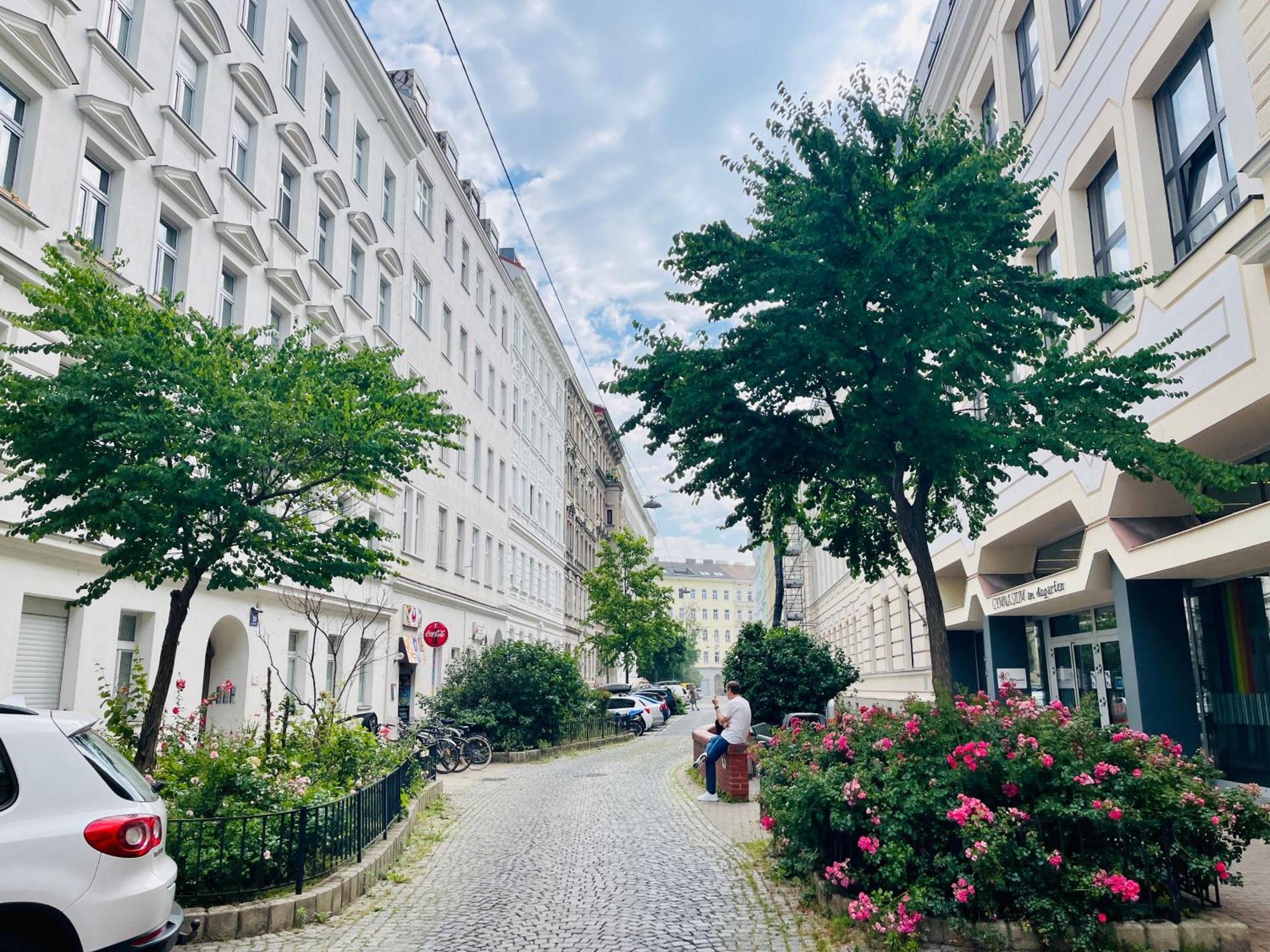 Apartment Cozy In The Heart Of - Next To Augarten!! *