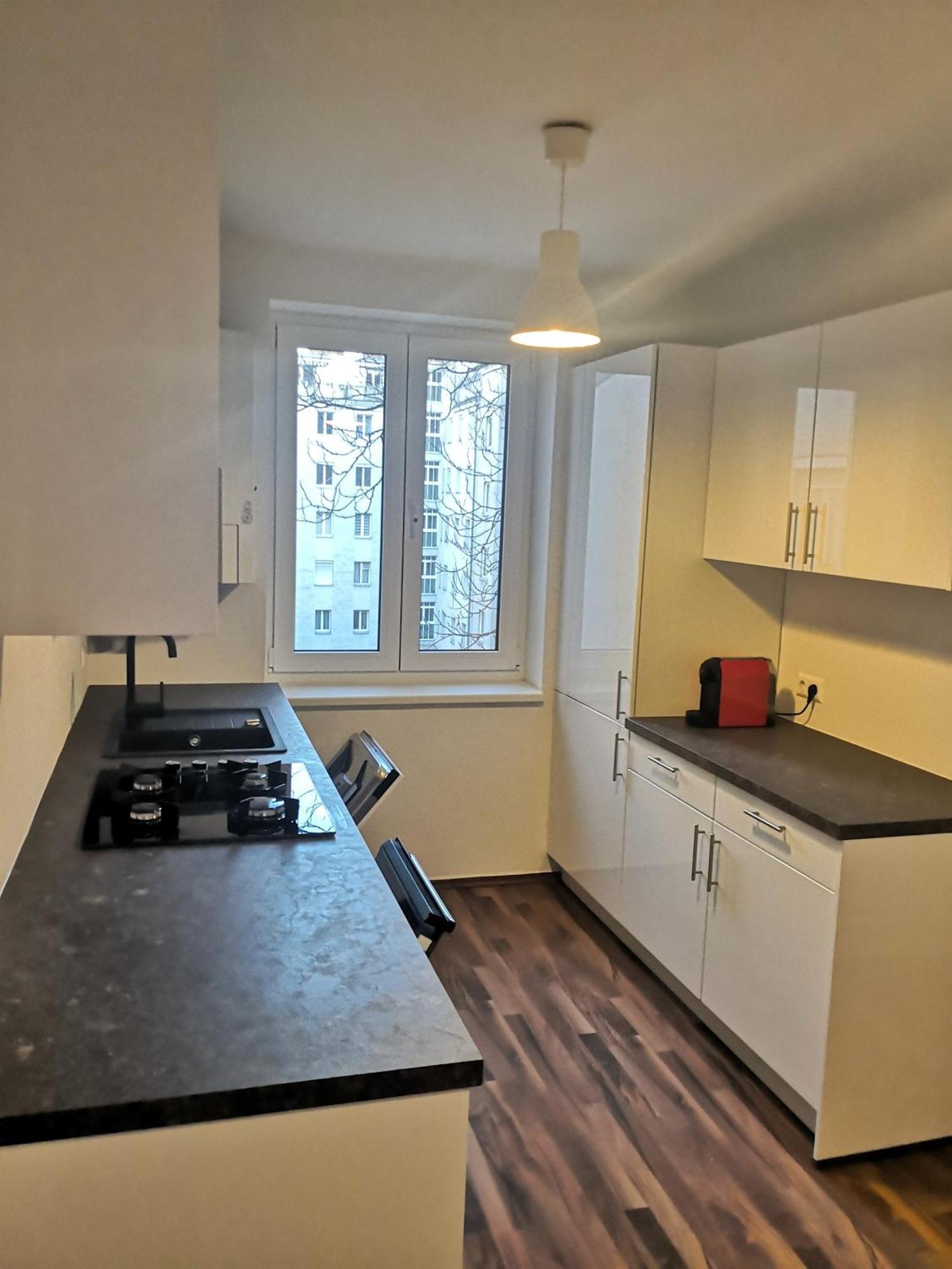 Central - 2 Bdrm Appartamento *