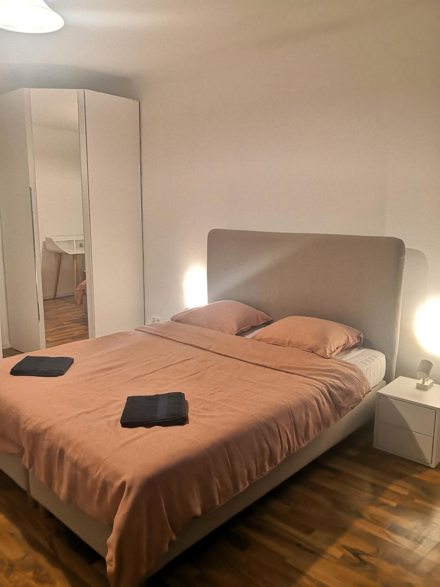 Central - 2 Bdrm Appartamento