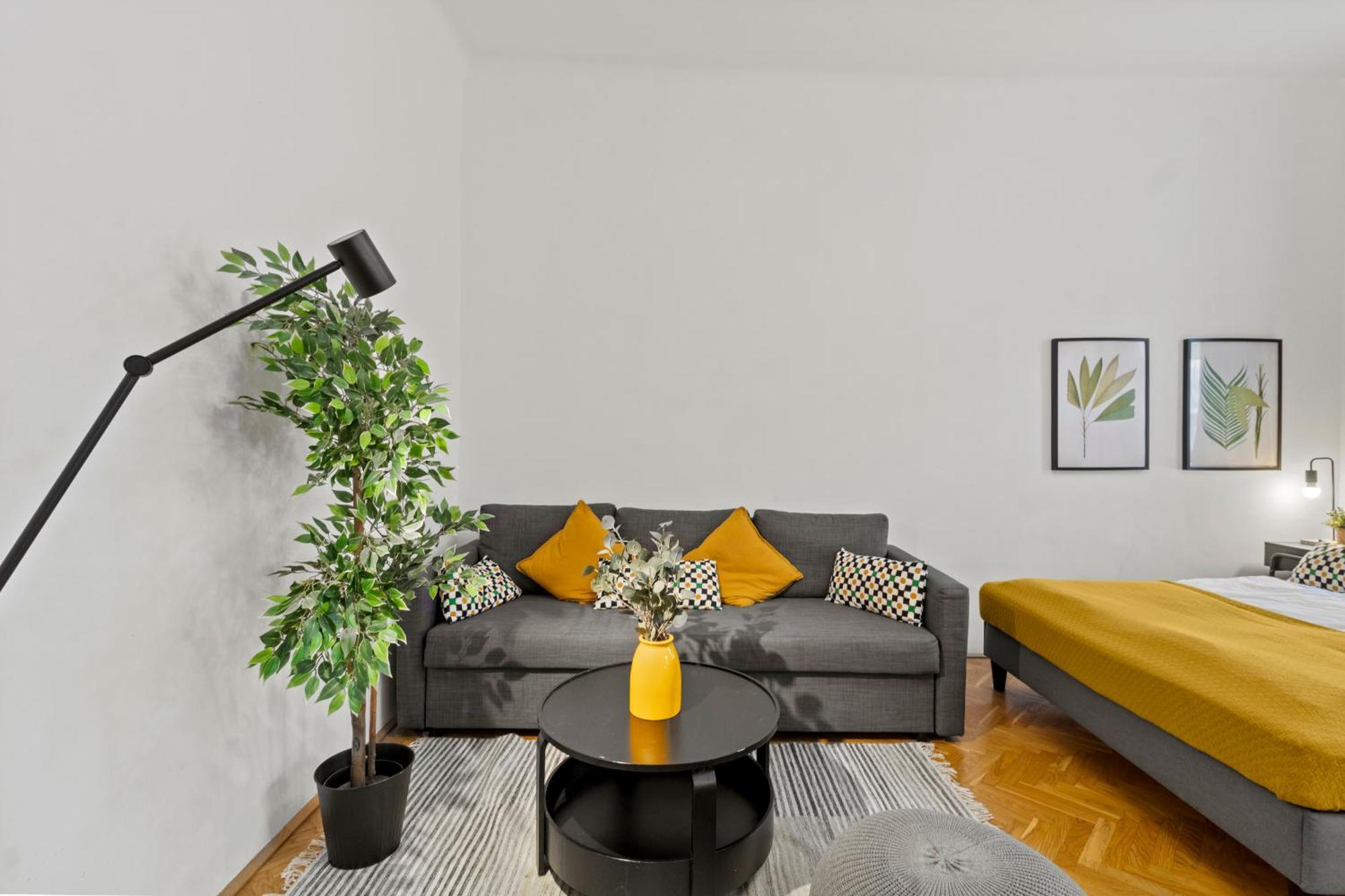Chic Apartment