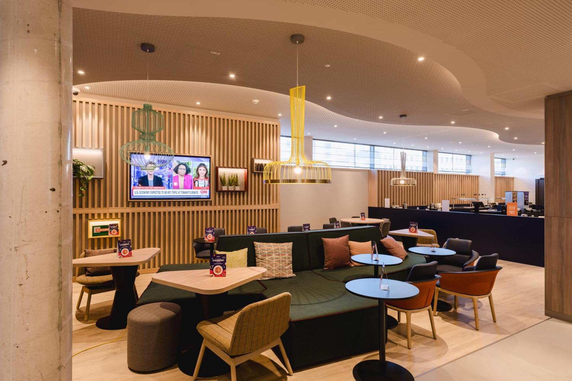 Hampton By Hilton West