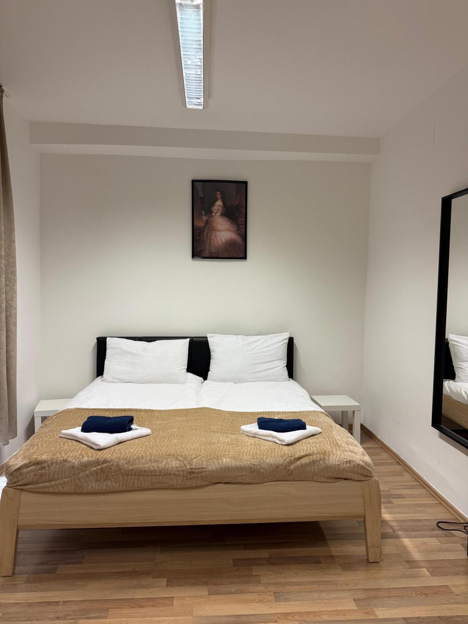 Royal Apartment *