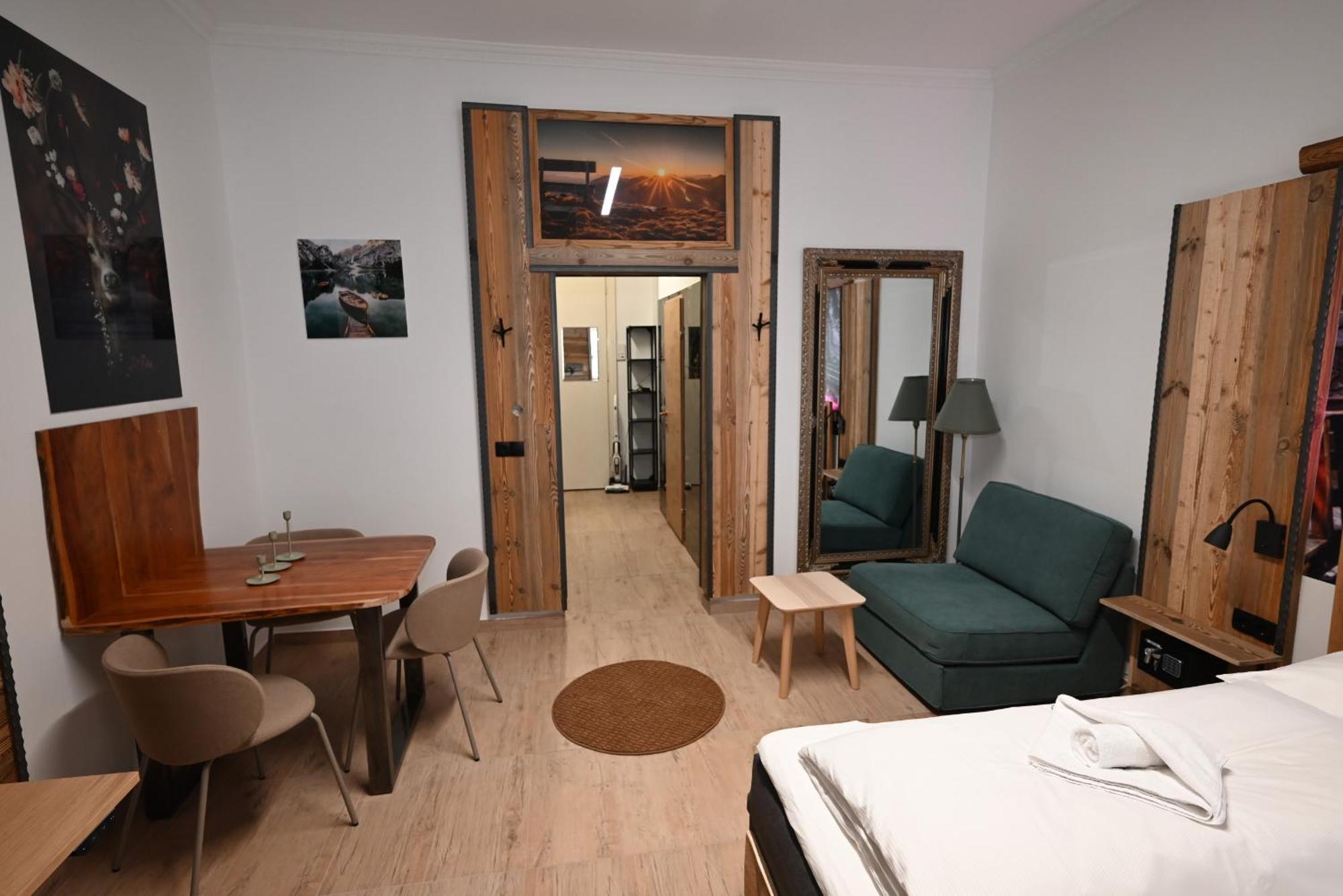 Apartment Vip 19 *