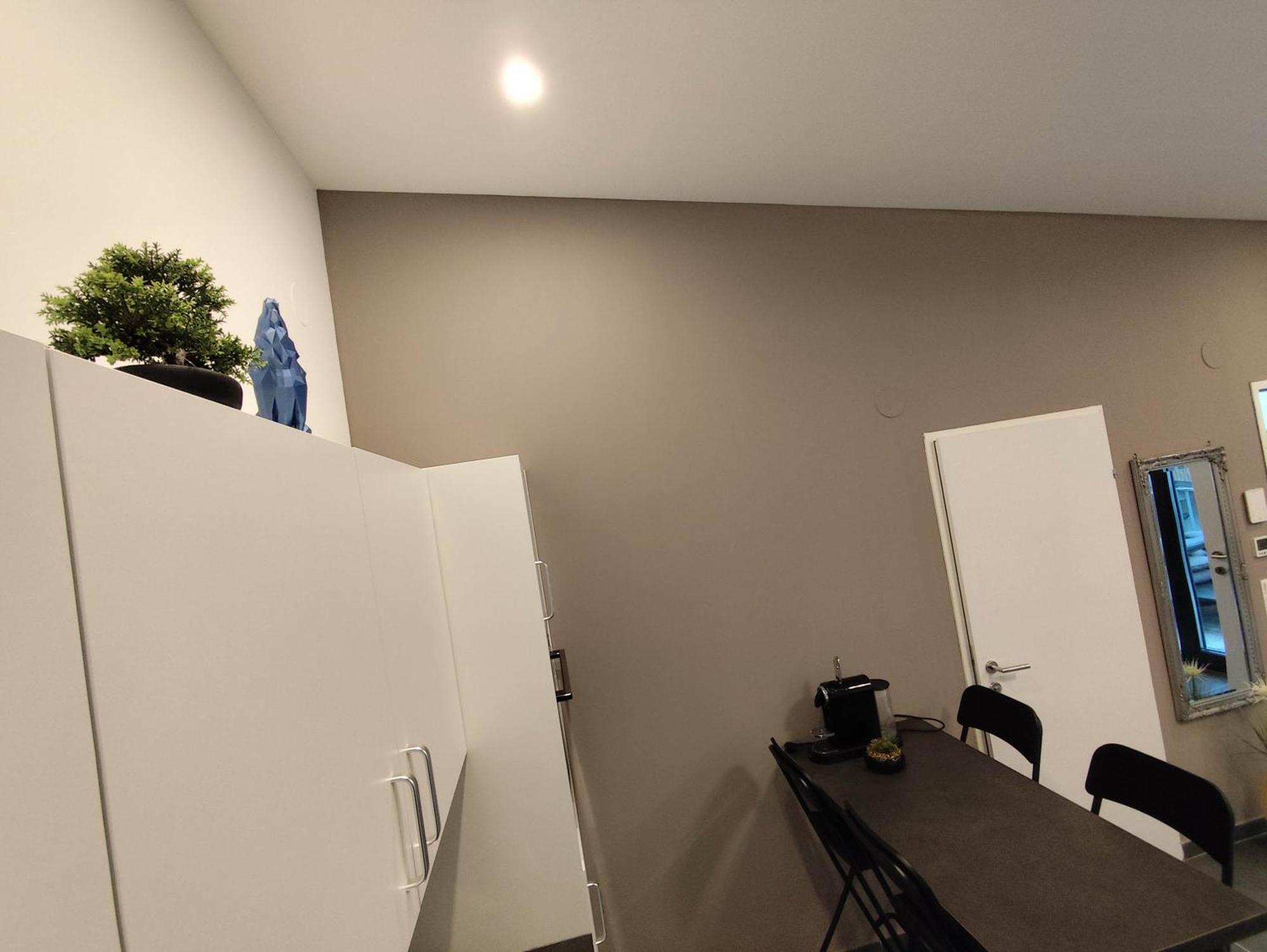 Cozy In Location With Free Parking Appartamento