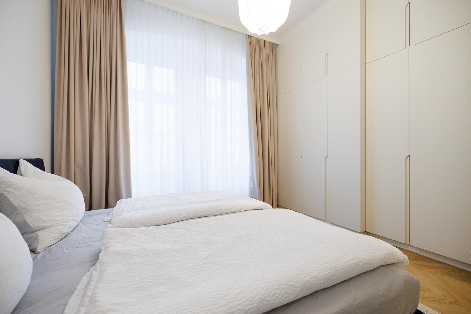 Apartment Stylish 1-bedroom 2-bath By Canal Minutes From Historic Centre Vienna