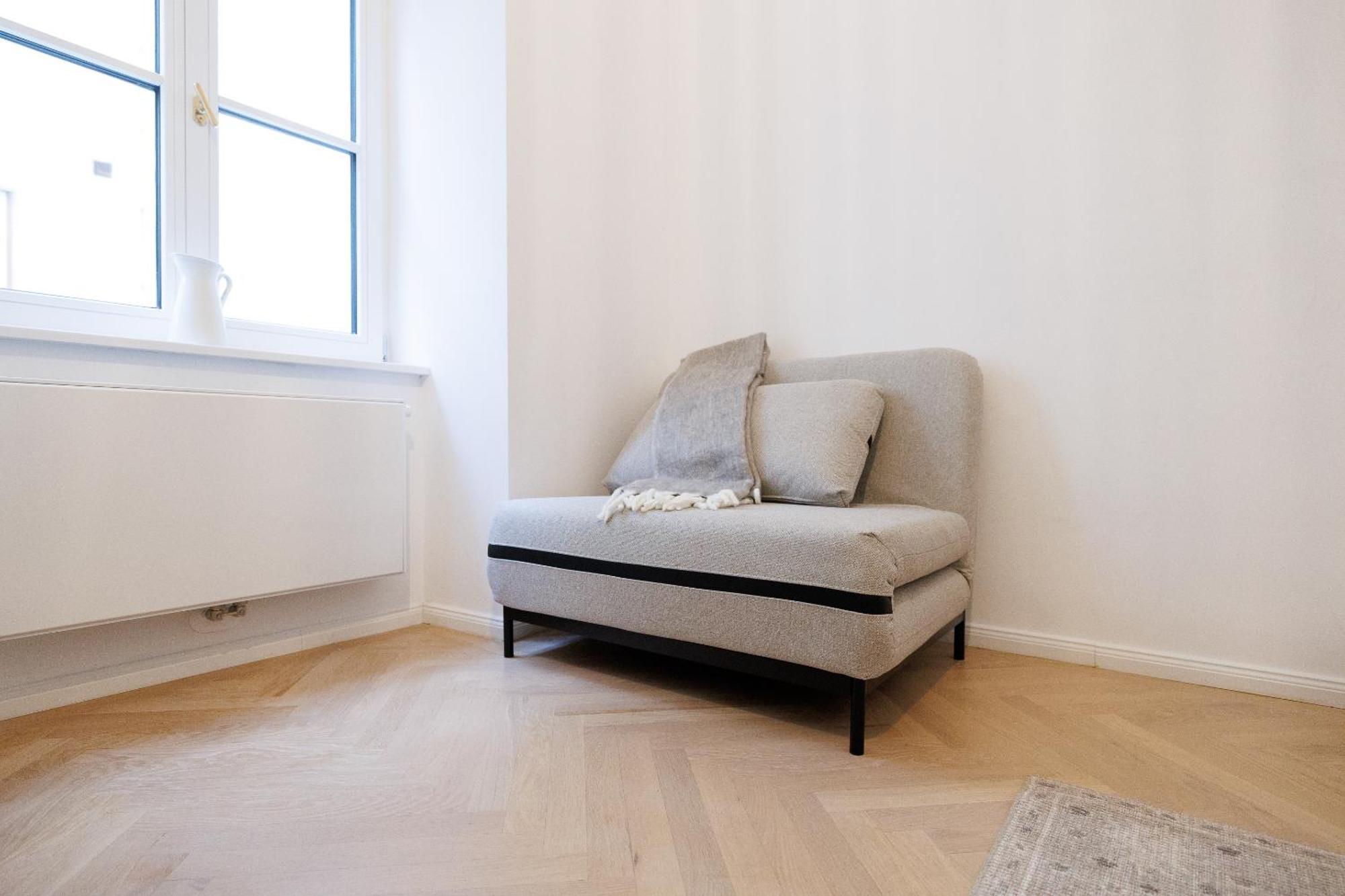 Apartment Stylish 1-bedroom 2-bath By Canal Minutes From Historic Centre