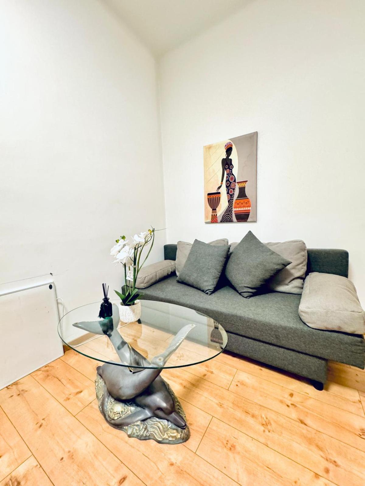 Amazing 4br Shared 10 Minute Walk To Fac Platz Vienna
