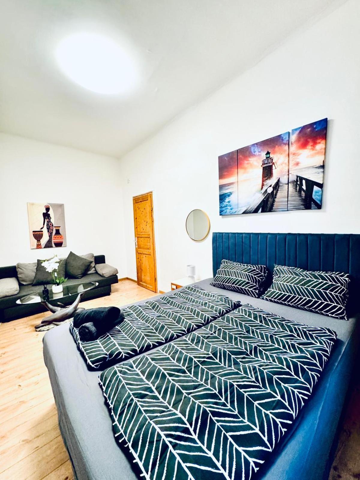 Amazing 4br Shared 10 Minute Walk To Fac Platz Vienna