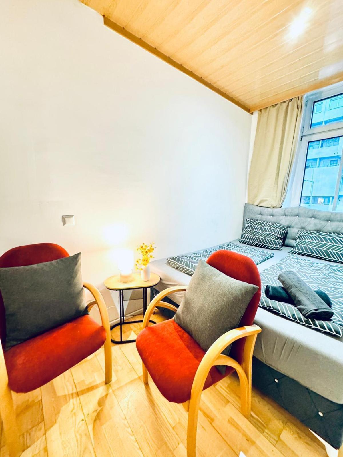 Apartment Amazing 4br Shared 10 Minute Walk To Fac Platz Vienna