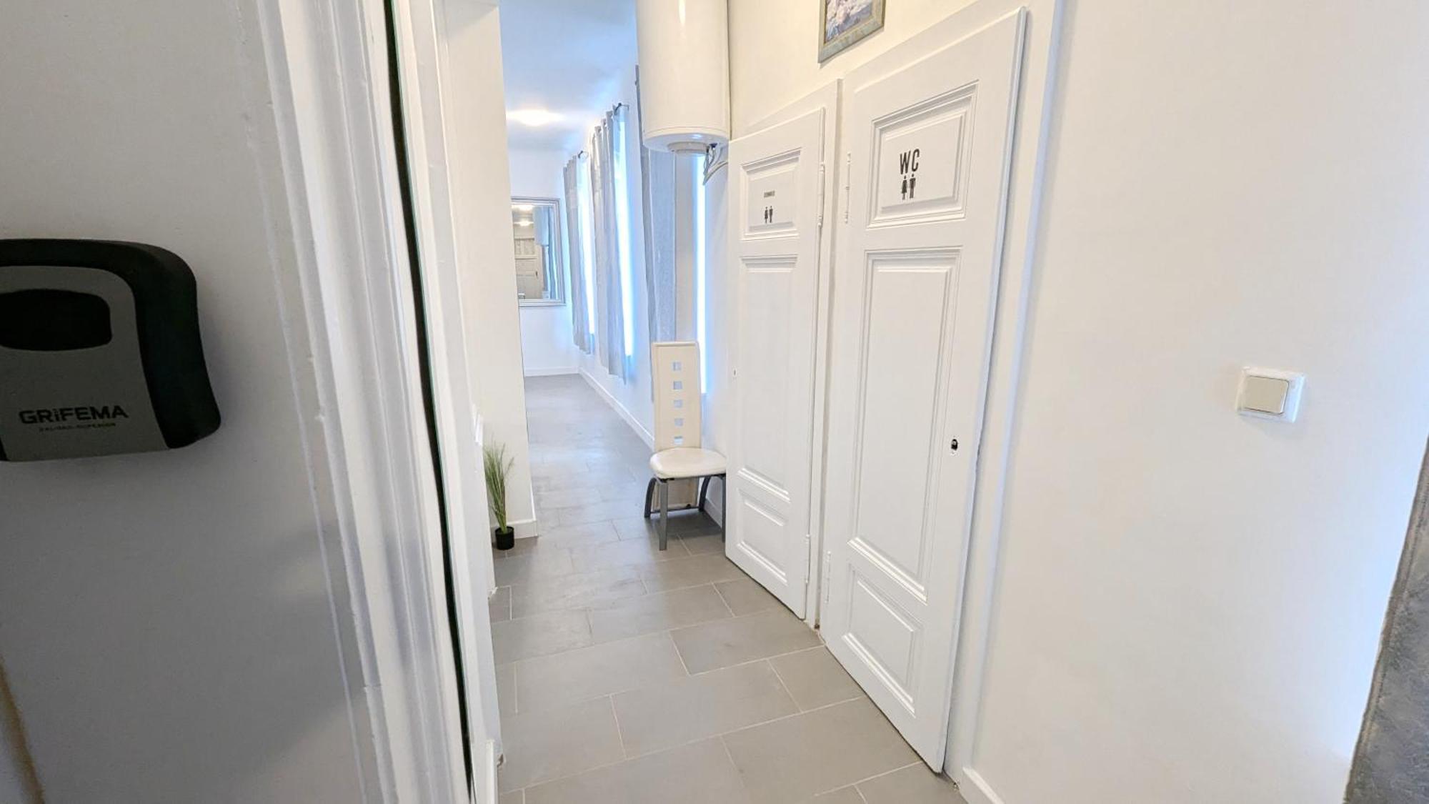 Cozy In Stadthalle Area Privatunterkunft