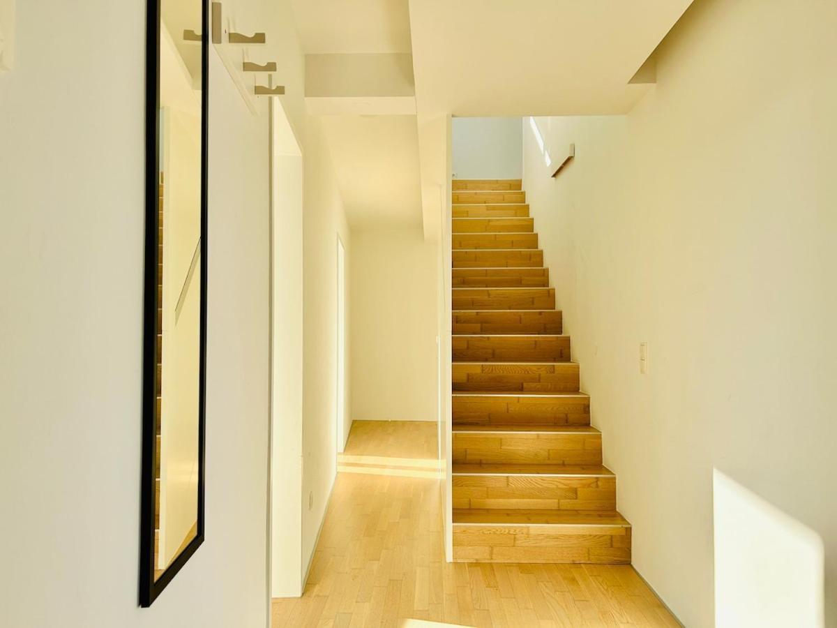 Apartment Modern 4 Room-apartment With Free Parking *