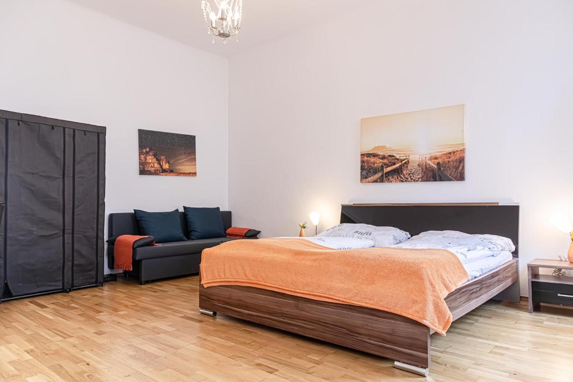 Elegance 2 Bedroom At Vienna's Vibrant Center