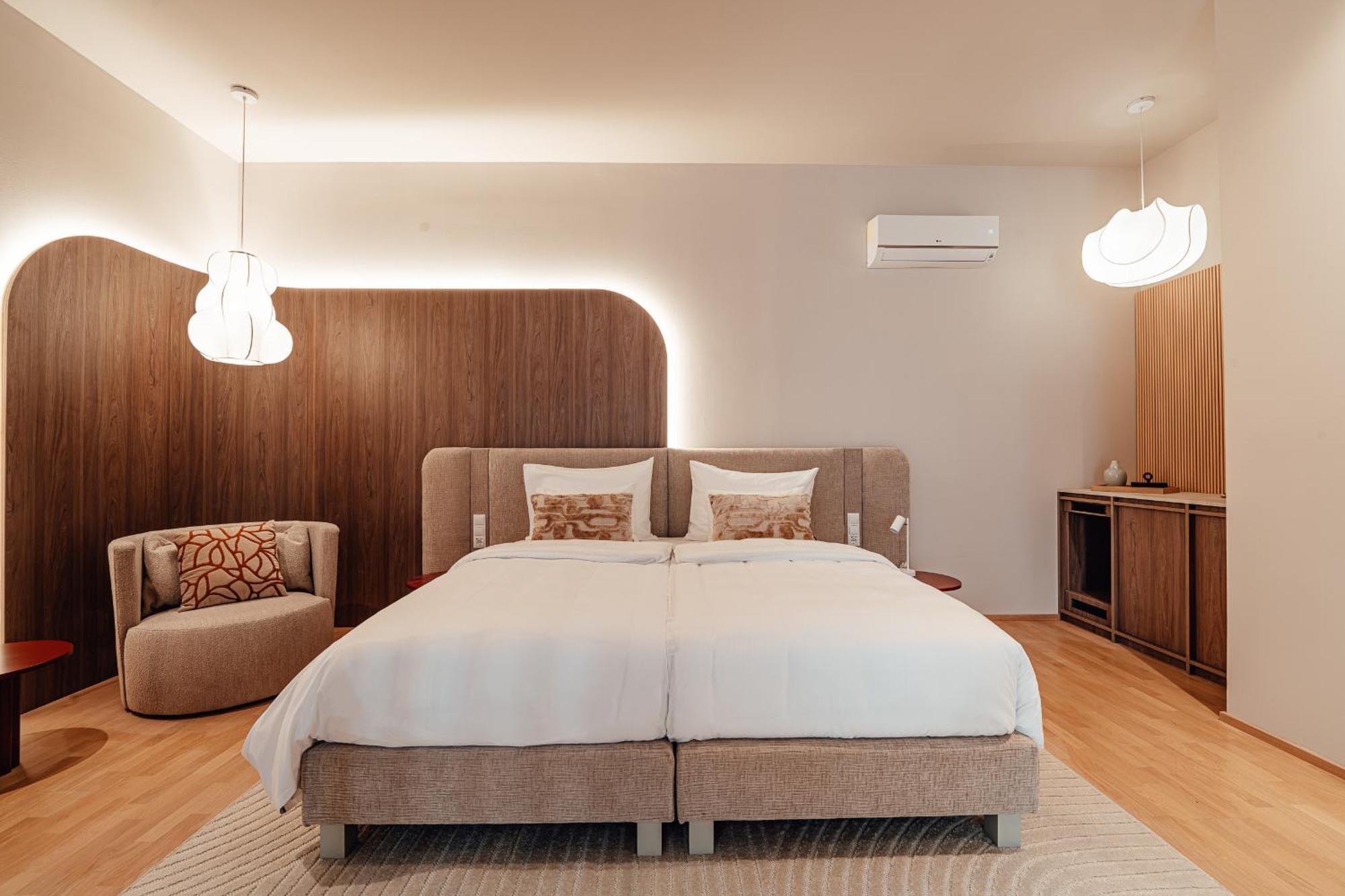 House Of Ble 4*