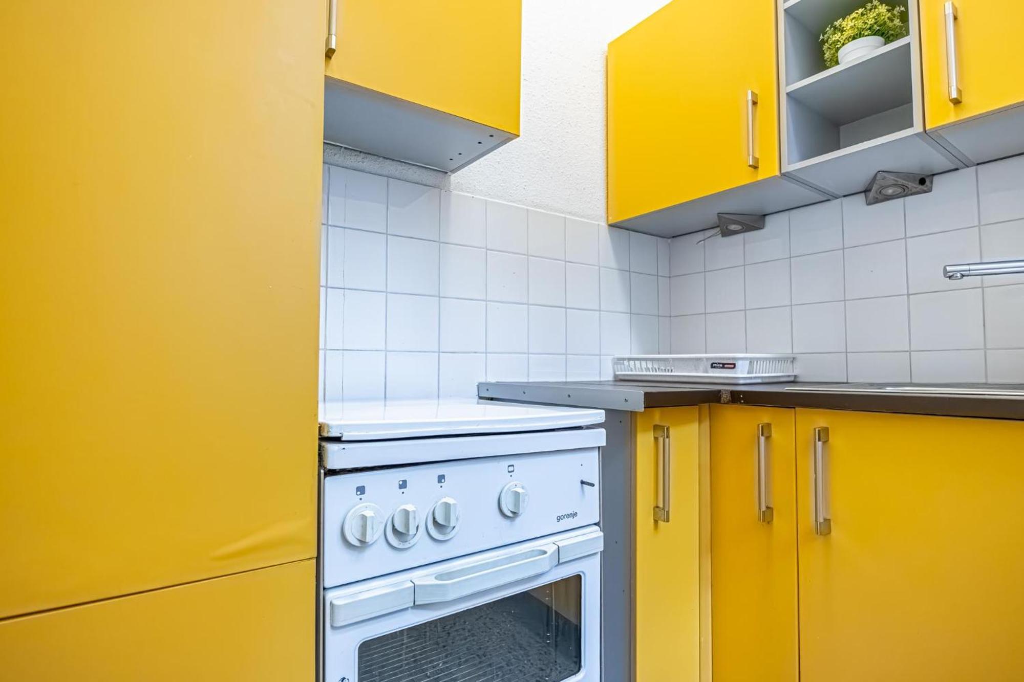 Apartamento Trendy 1Br & 1Lr Near Rennweg, Great City Links *