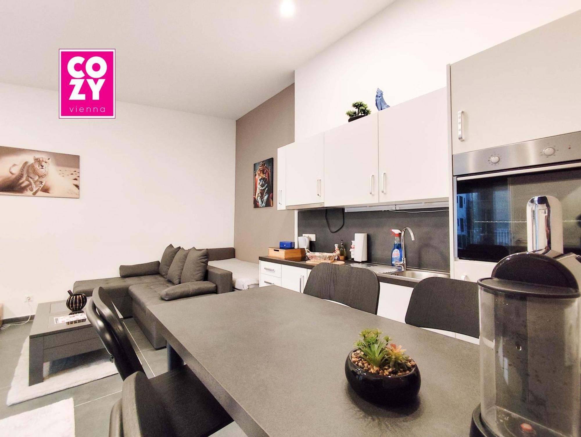 Cozy In Location With Free Parking Appartamento *