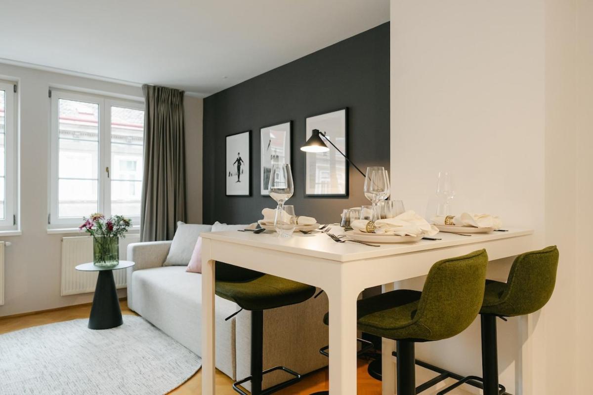 Nest Perfect For 2-4 Hip Area And Free Parking