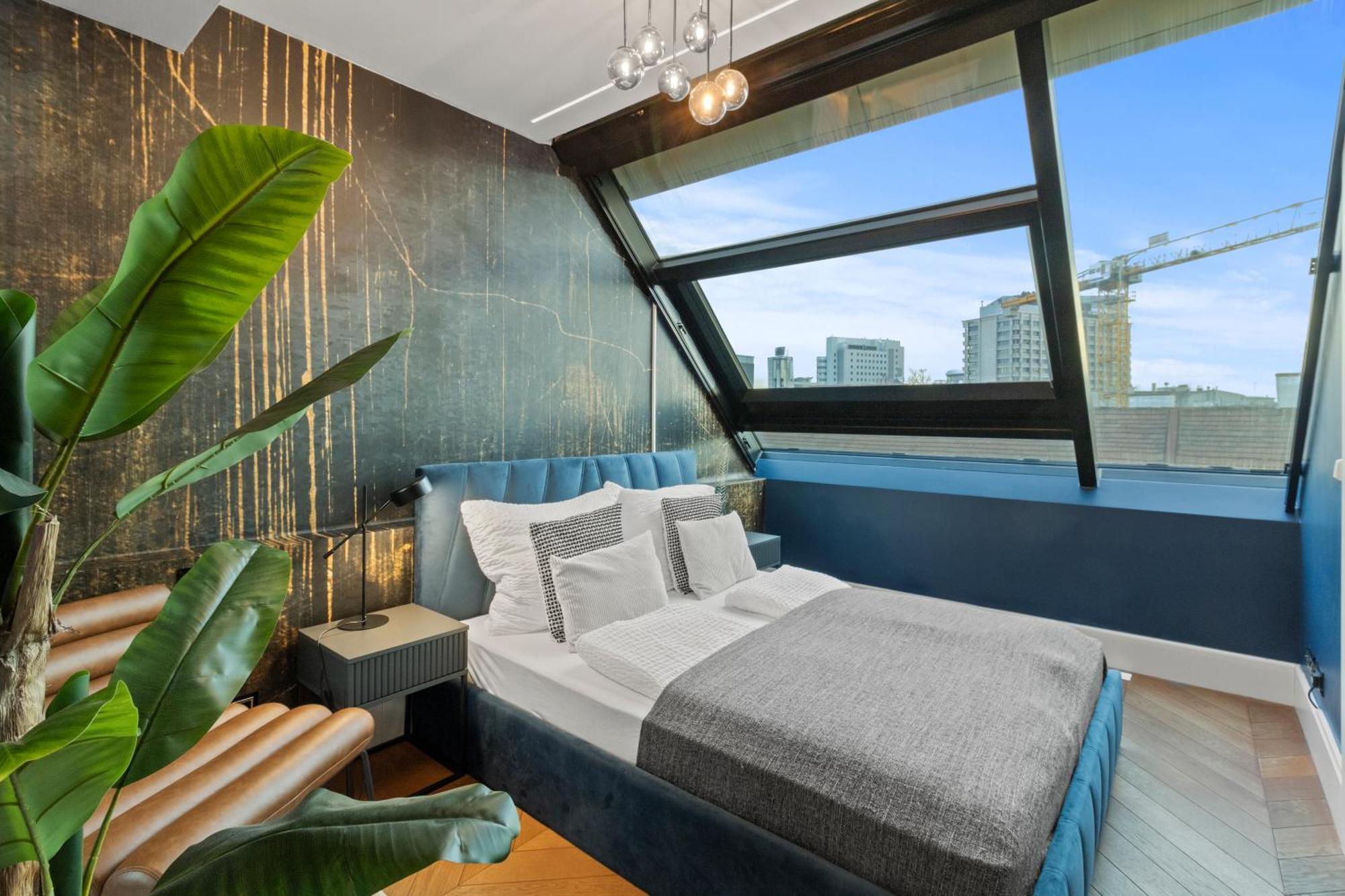 Next To Augarten I Penthouse I Rooftop Terrace I Apartment *