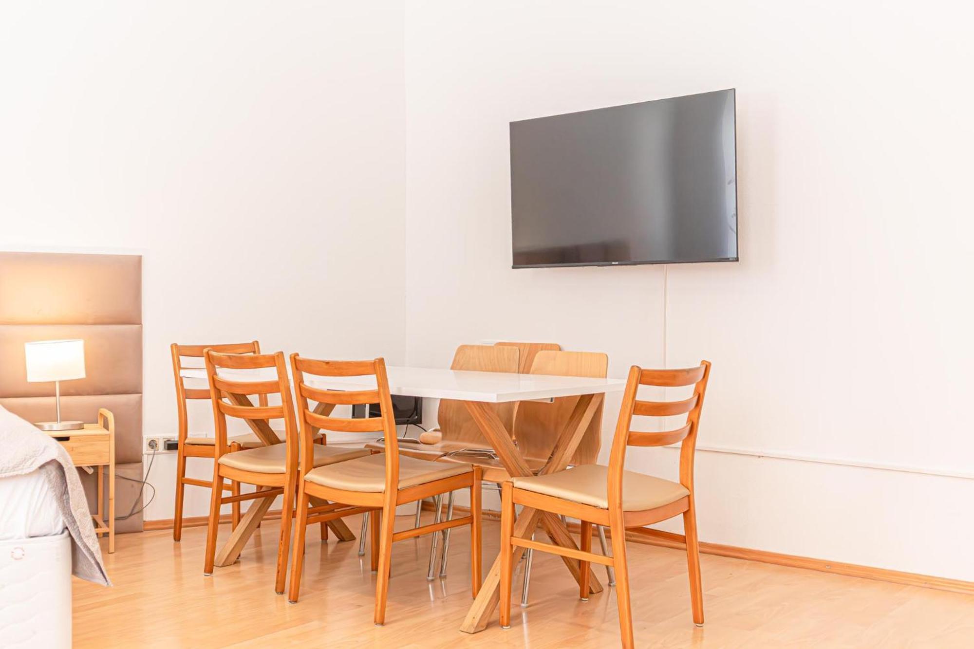 Apartment & Affordable 3br The Haven Vienna