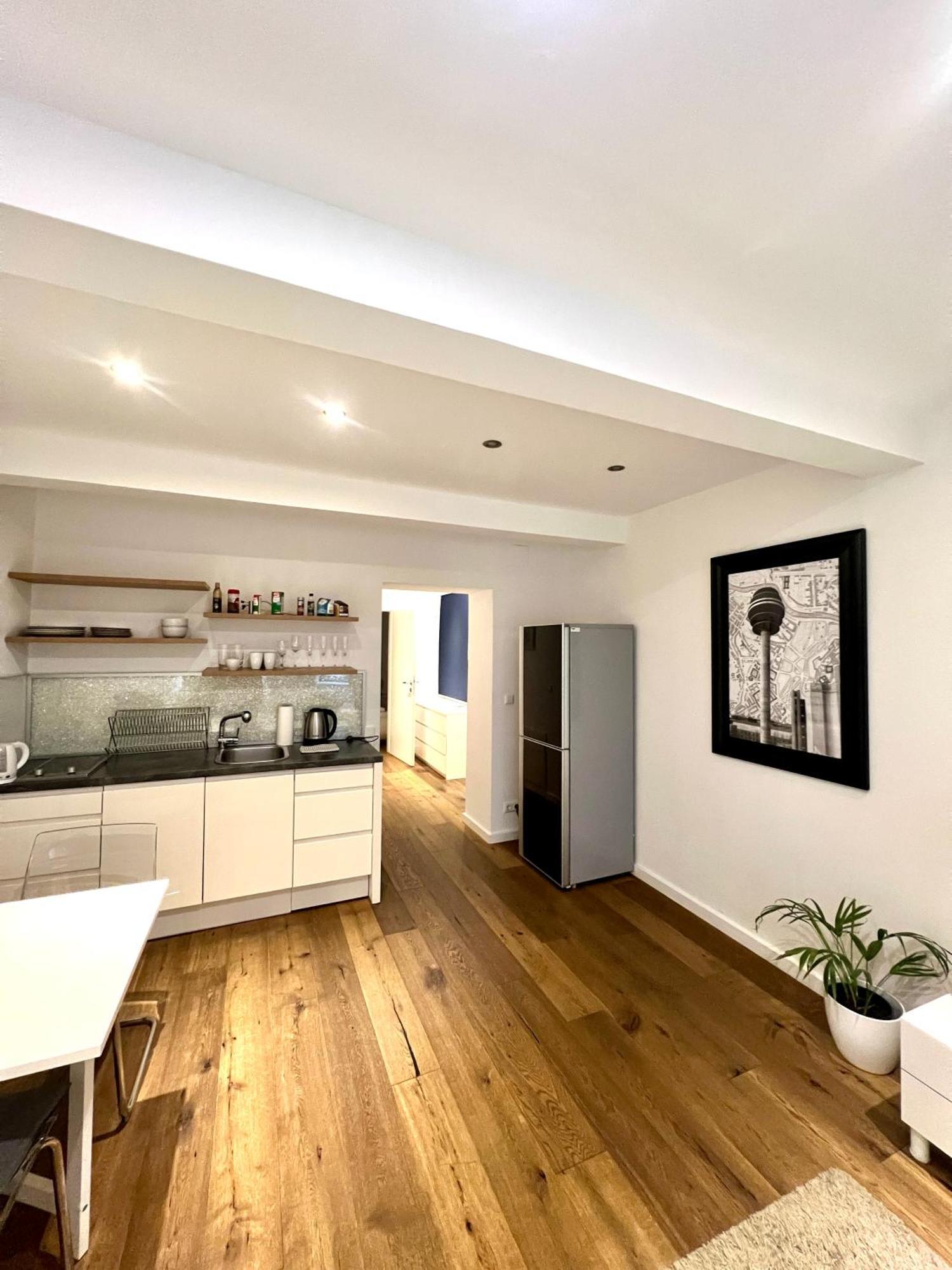 Rema 1070 Apartment *