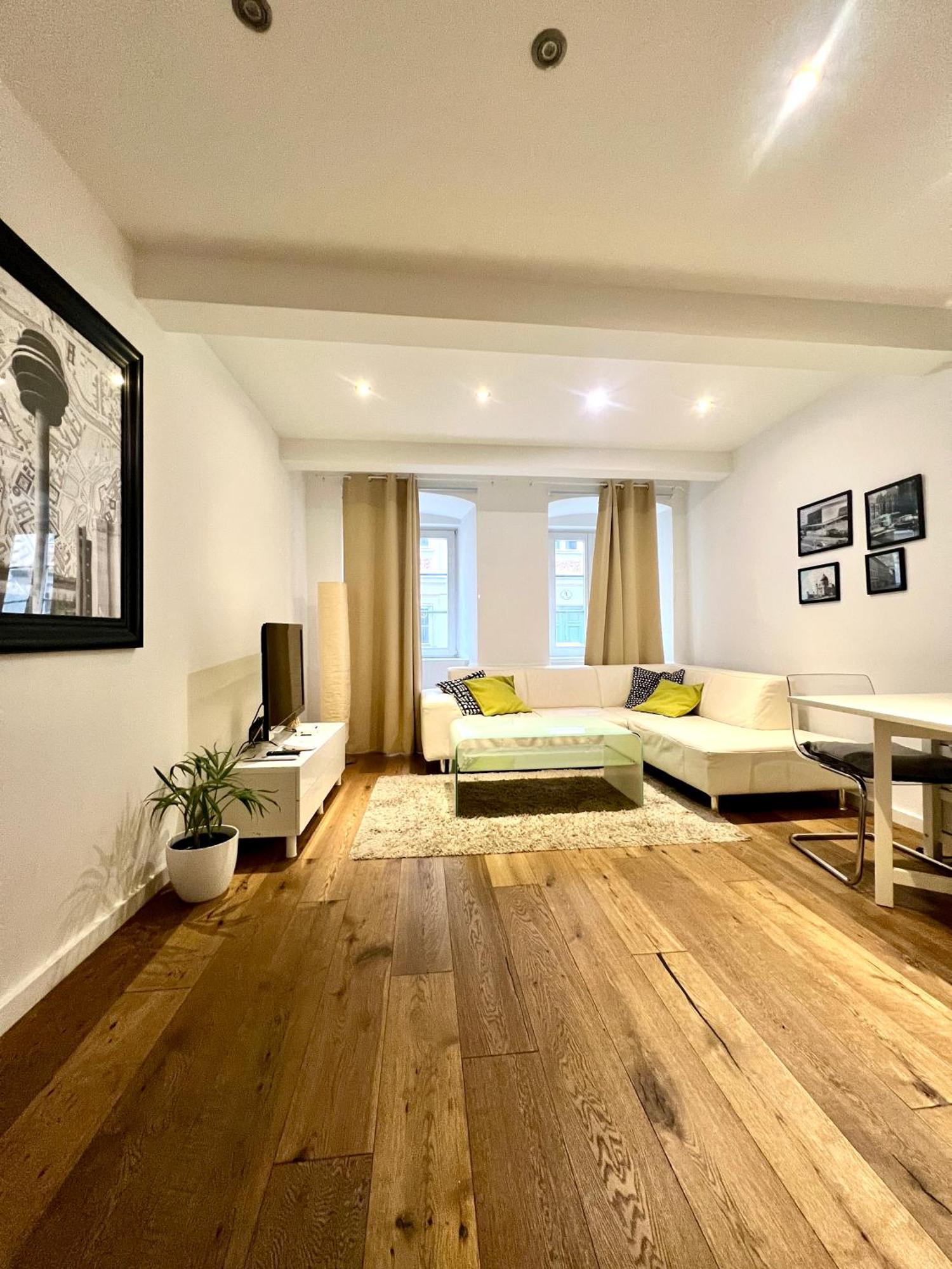 Apartment Rema 1070 *
