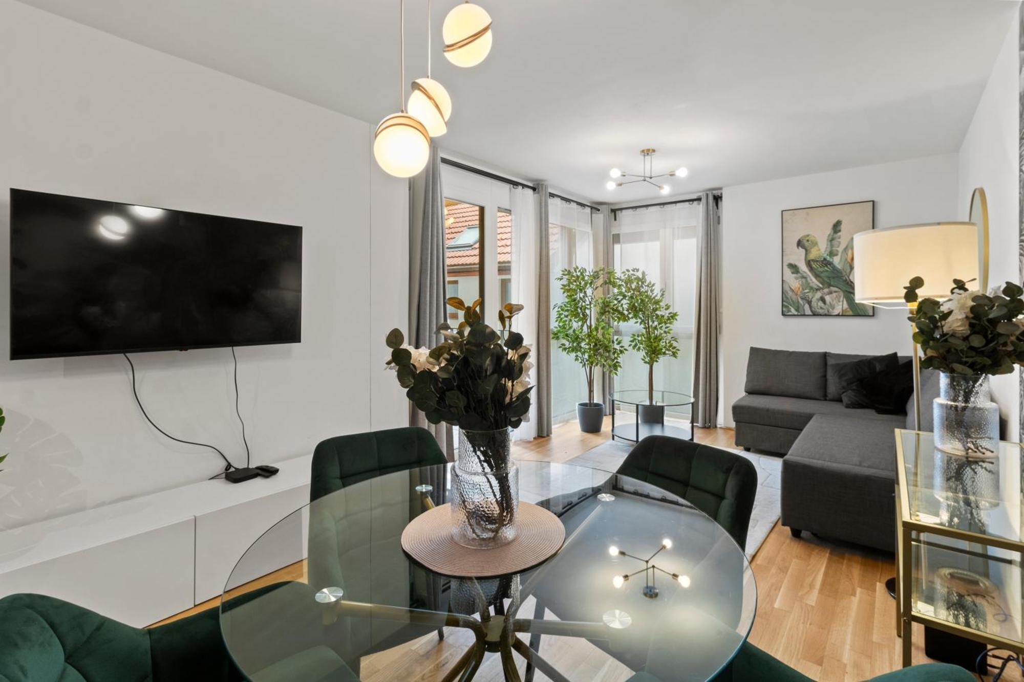 Balcony I 50 M² I Near Center * Vienna