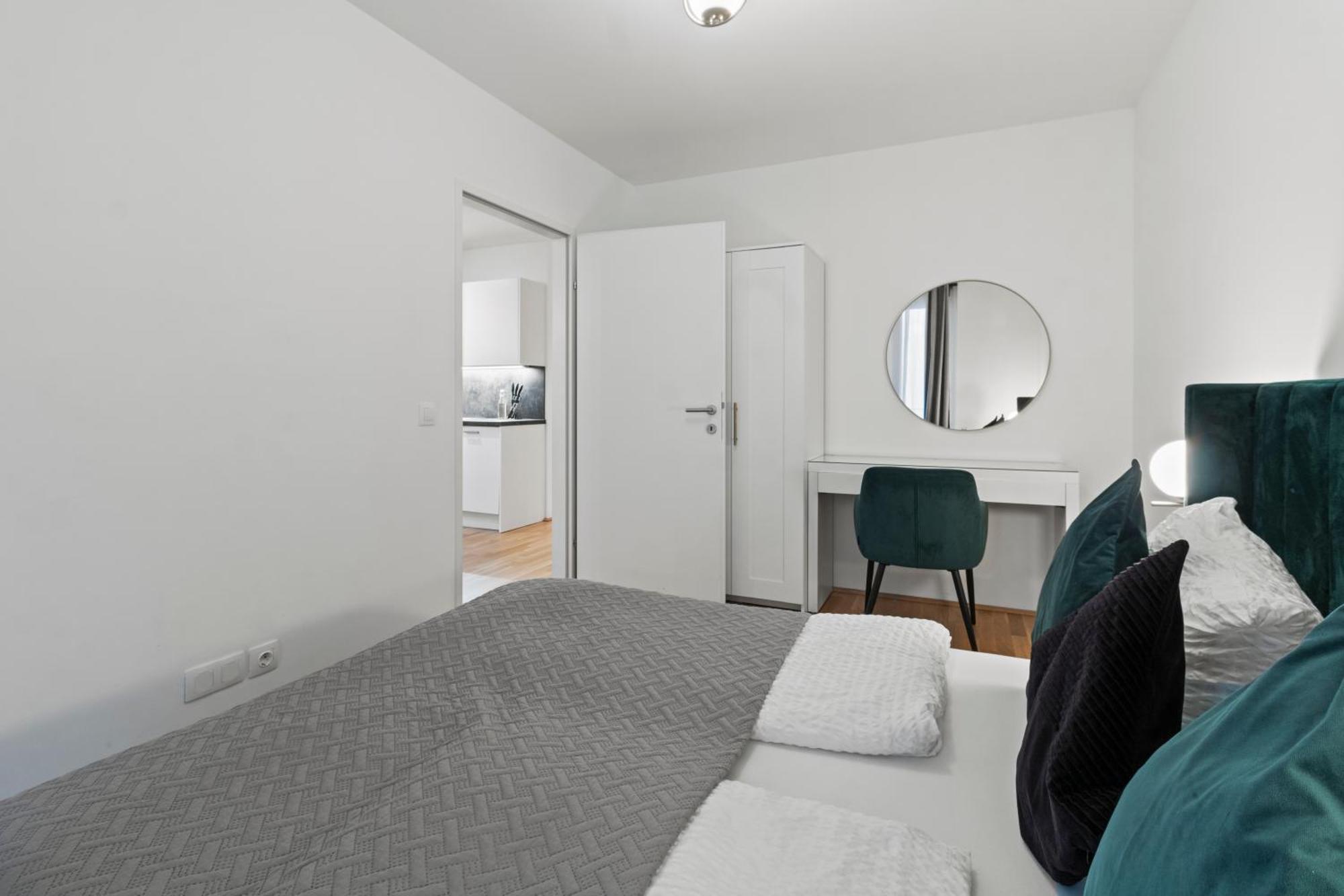 Apartment Balcony I 50 M² I Near Center