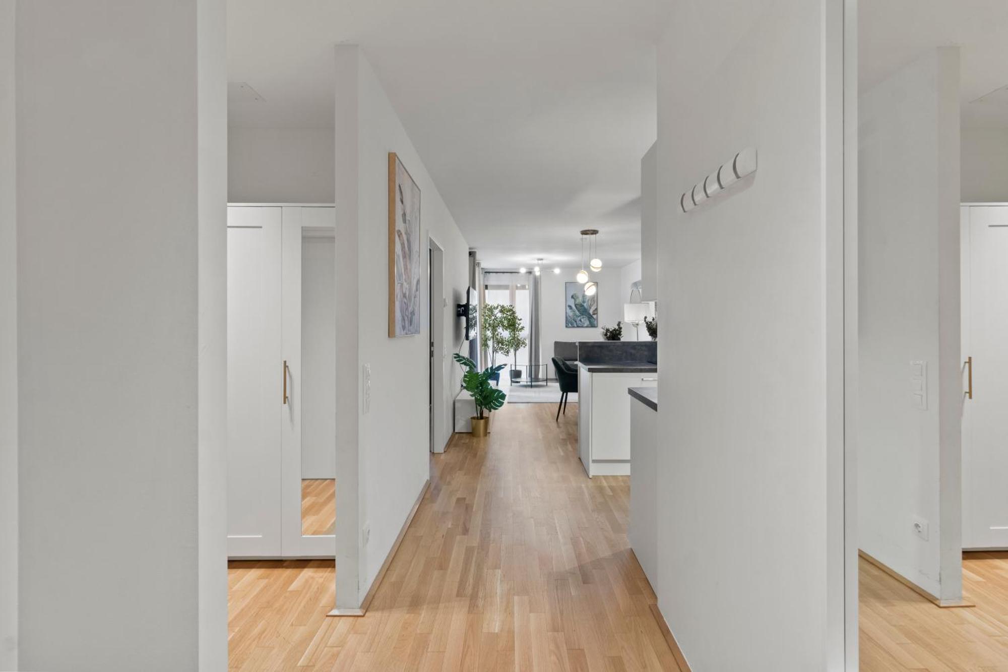 Apartment Balcony I 50 M² I Near Center *