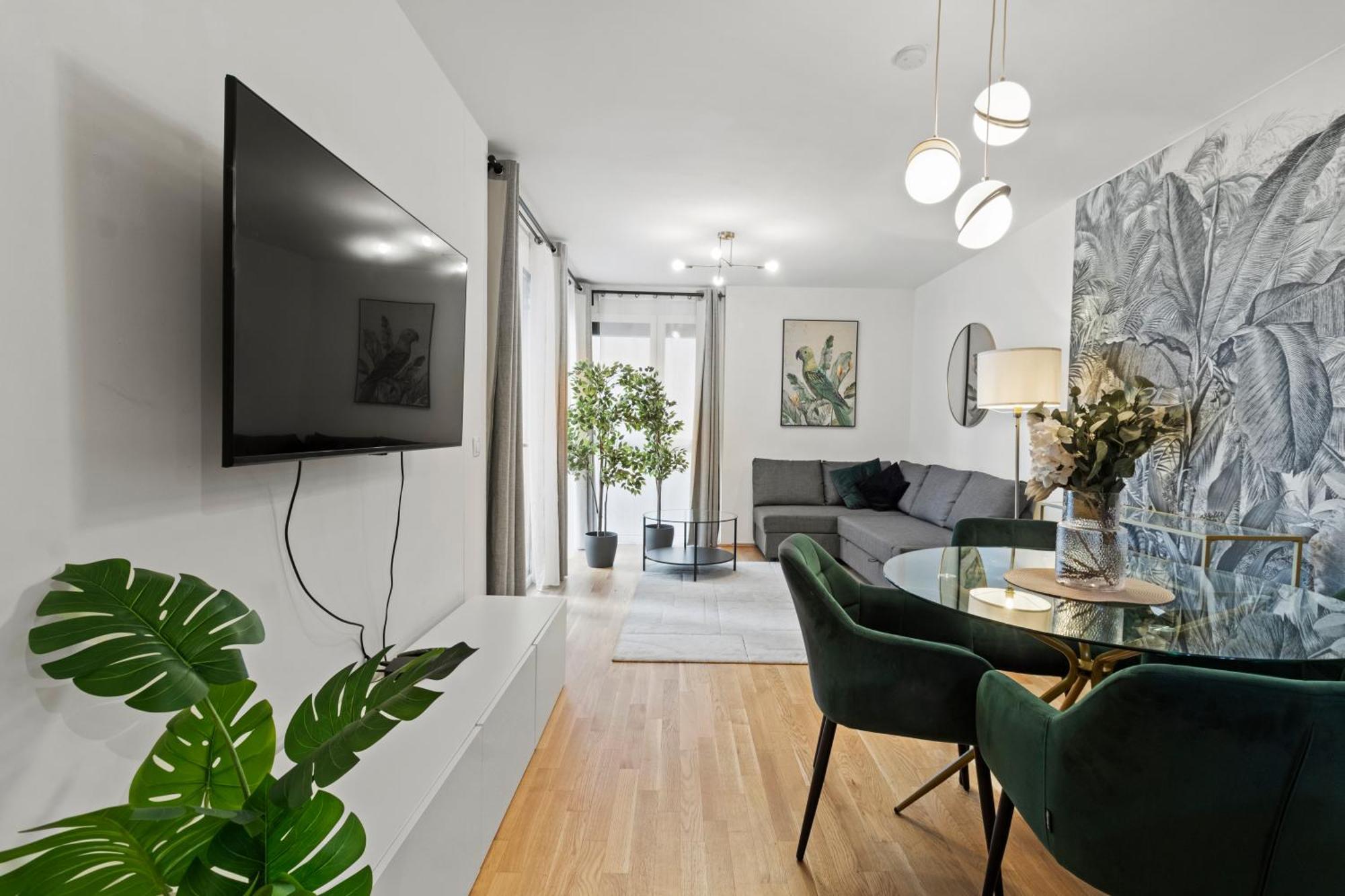 Balcony I 50 M² I Near Center
