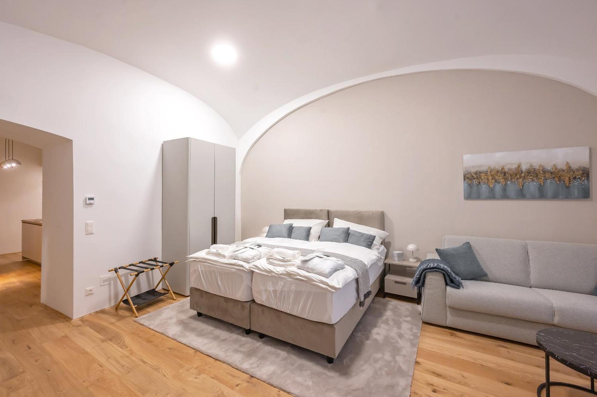 Sunshine - With Aircondition! Apartment