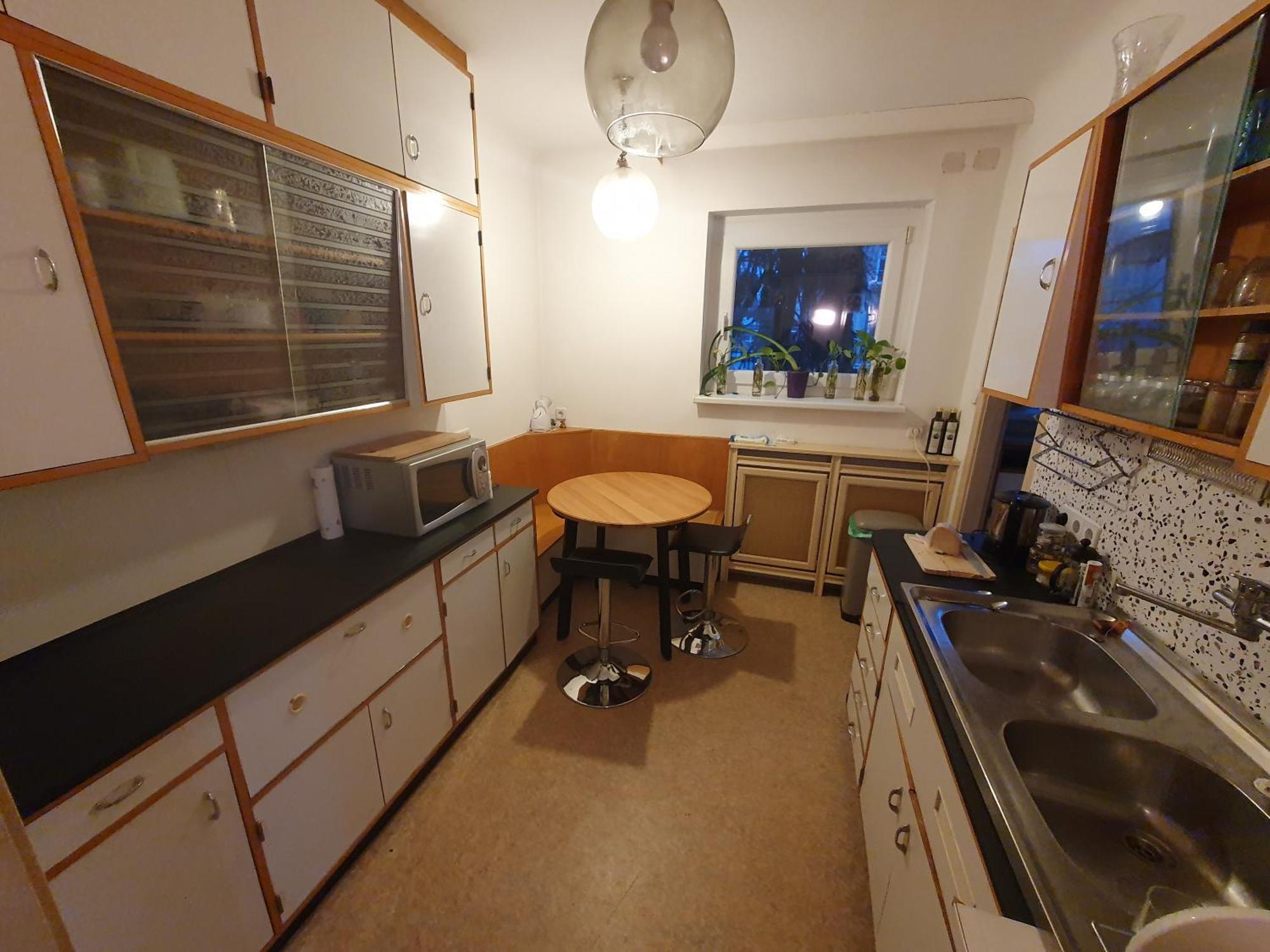 Homestay Wolfs Balkonruhe, Geraeumig S-bahn Krottenbach *