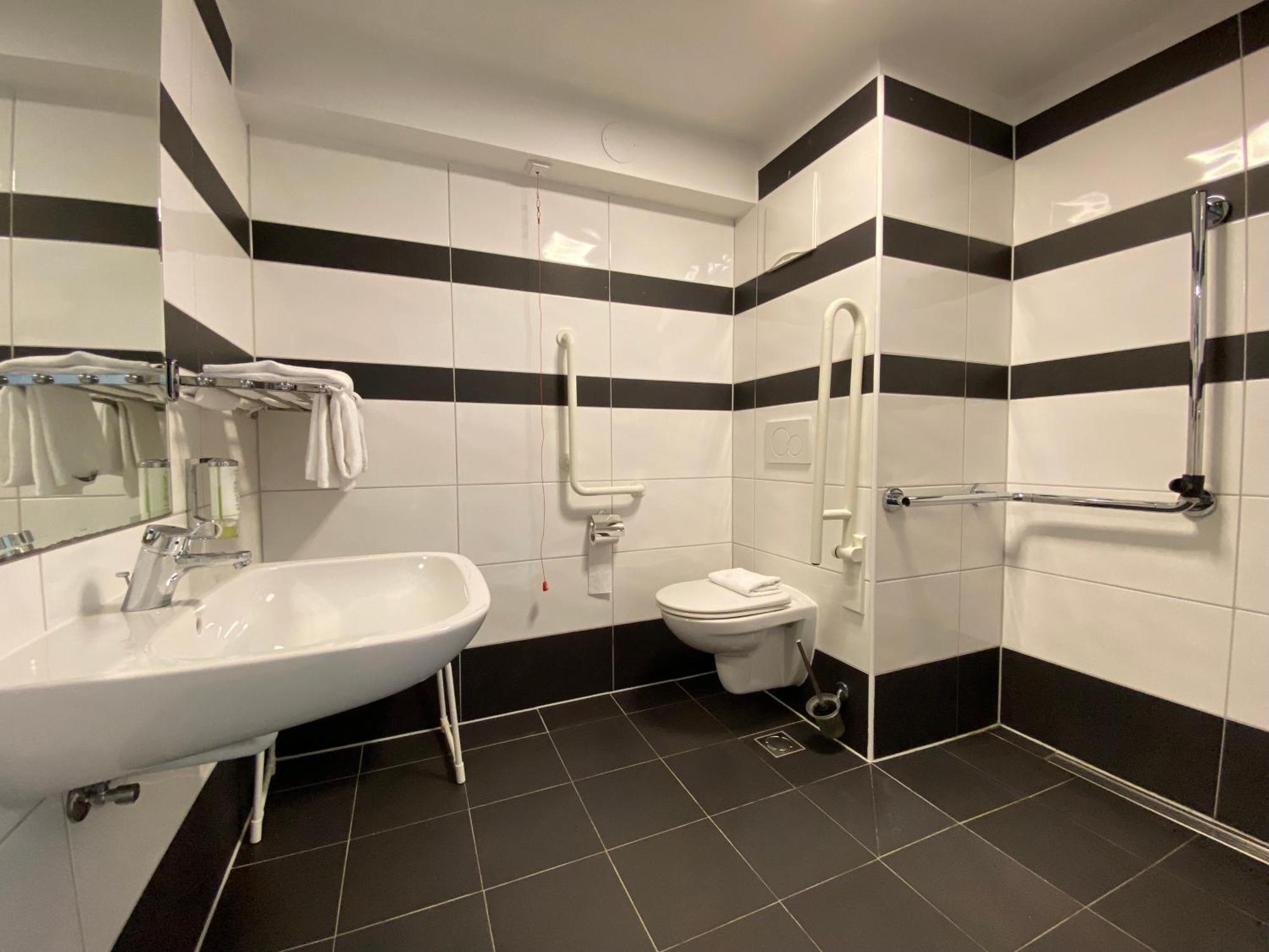 Hotel Design & Budget Schoenbrunn Vienna