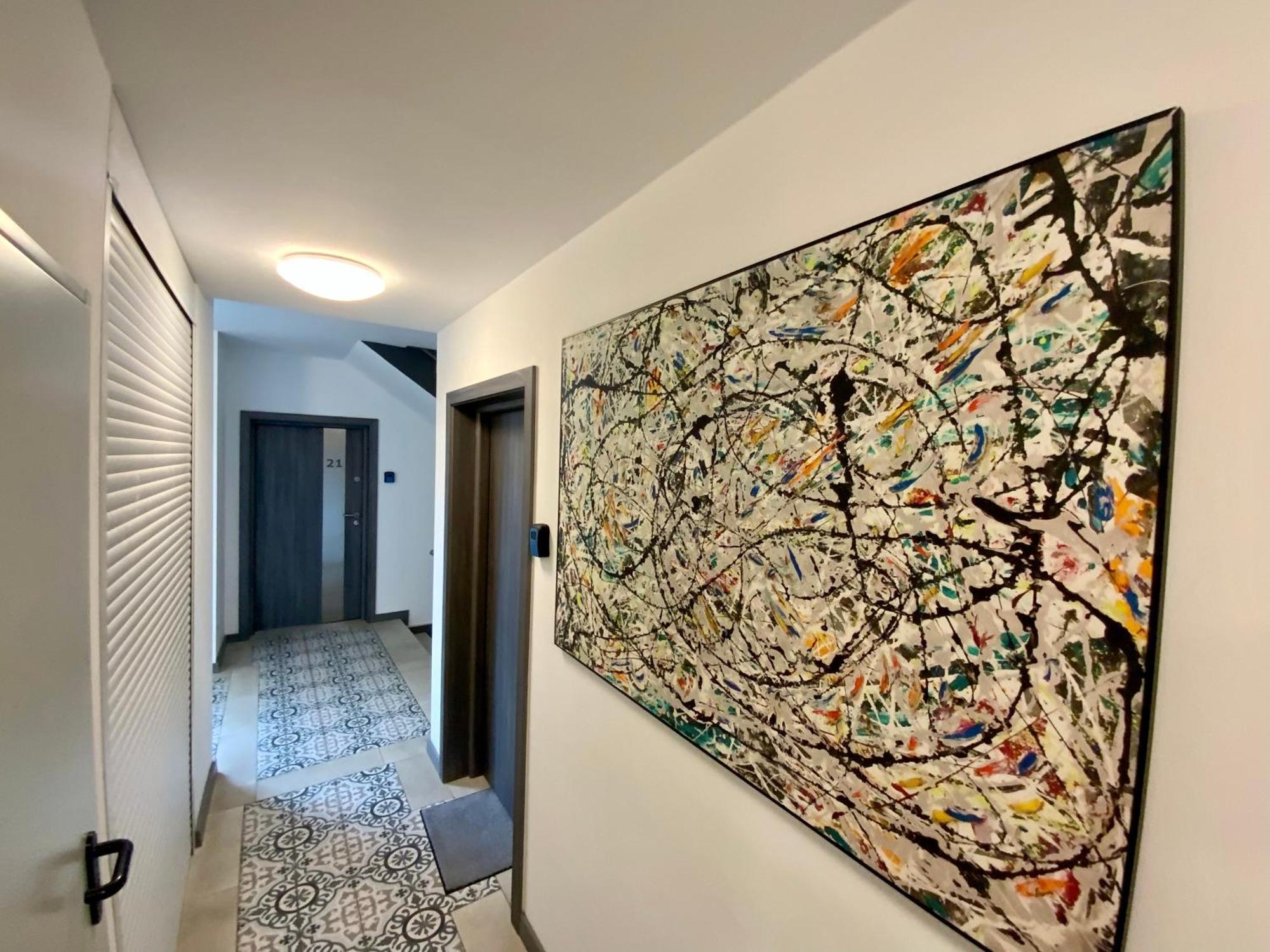 Kunsthaus Und Hundertwasserhaus Nebenan L Hg26 Apartment Vienna