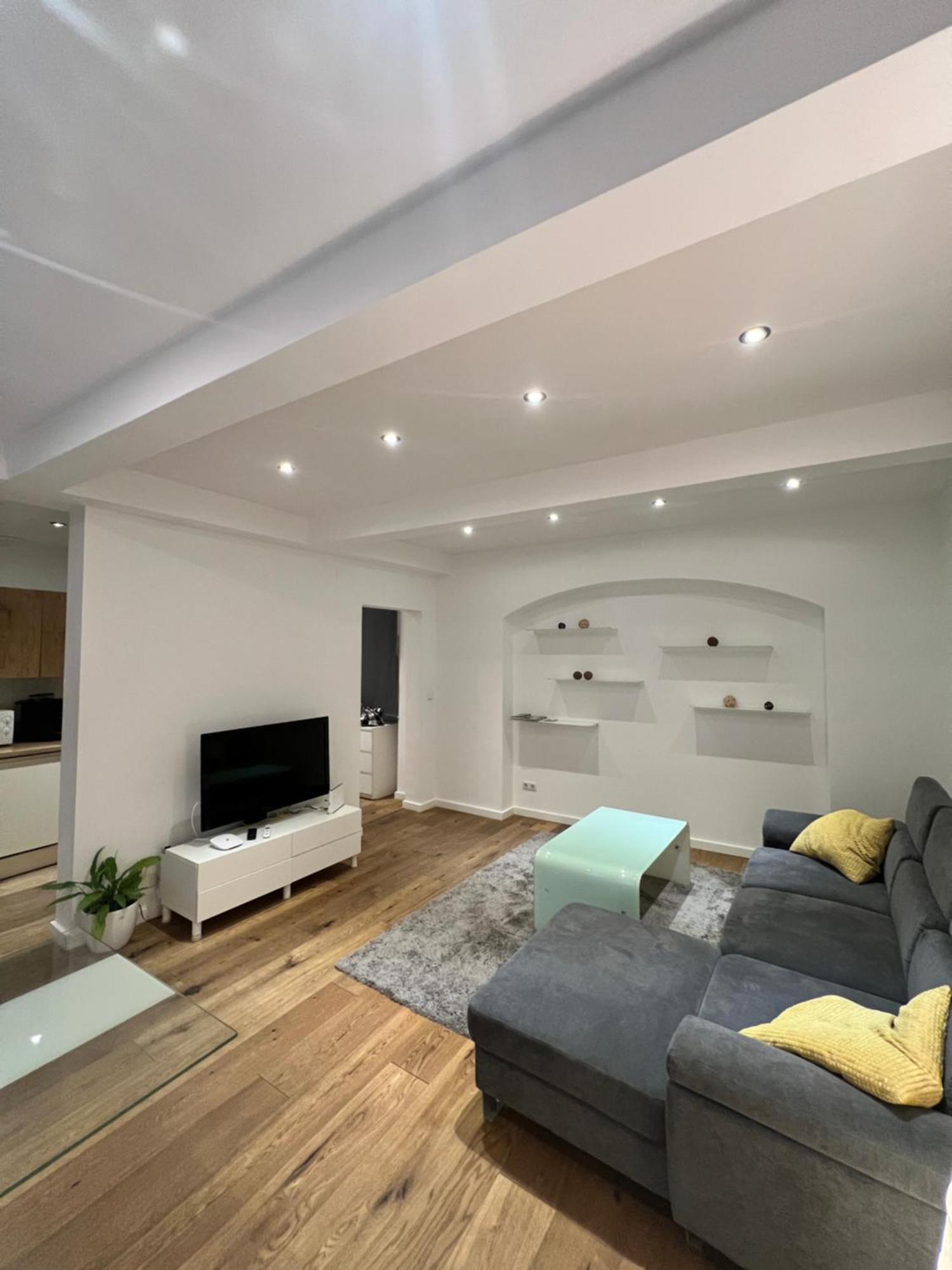 Rema 1070 Apartment *