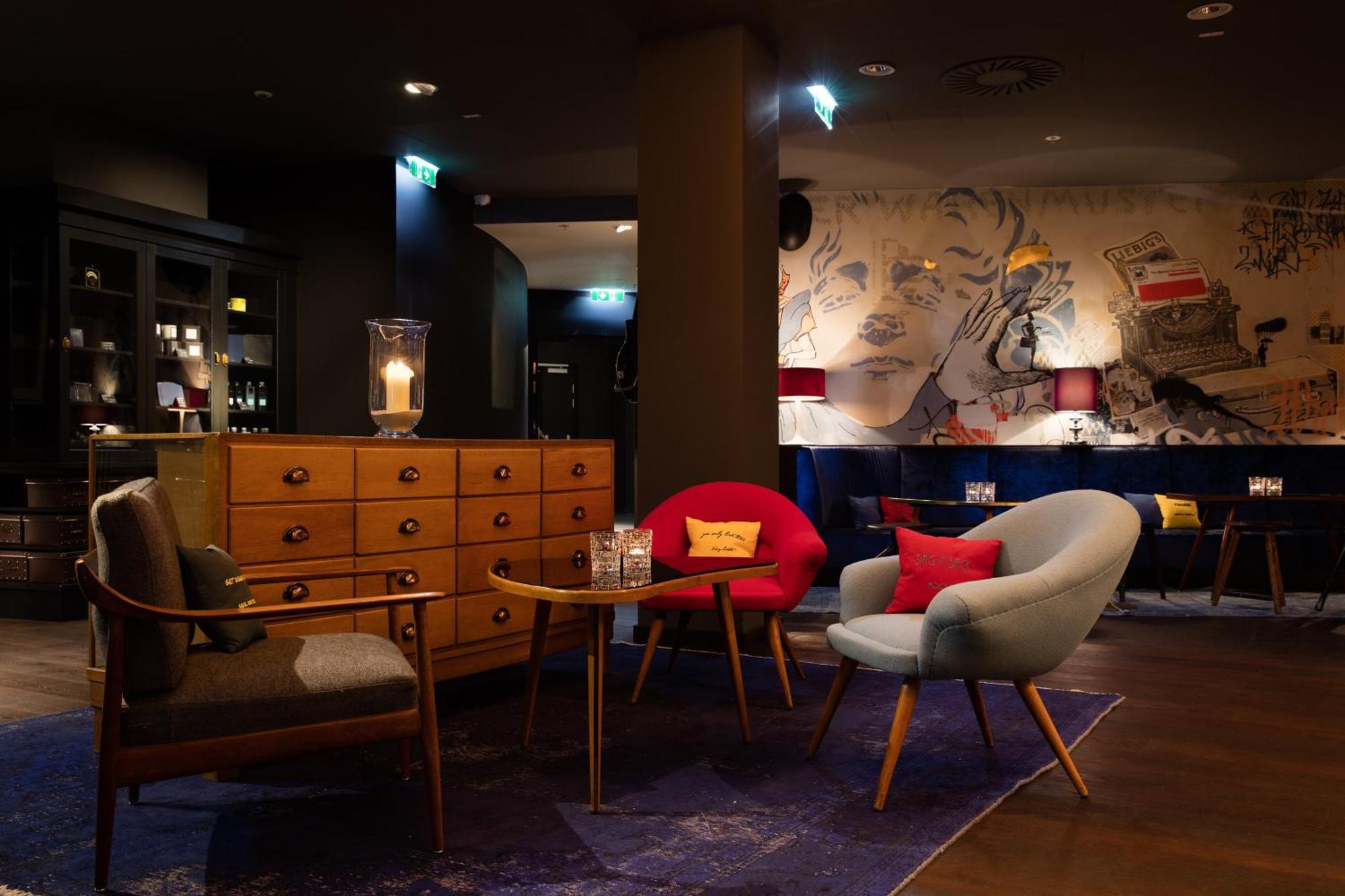 Ruby Marie Hotel