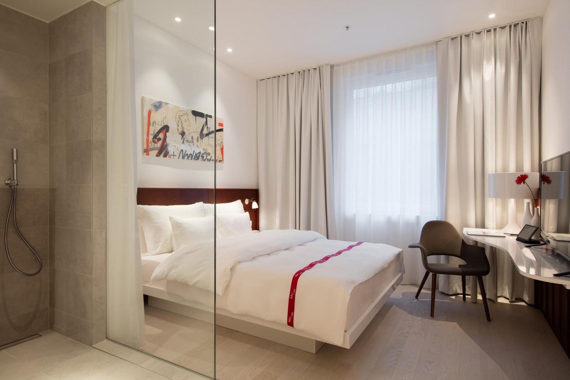 Ruby Marie Hotel