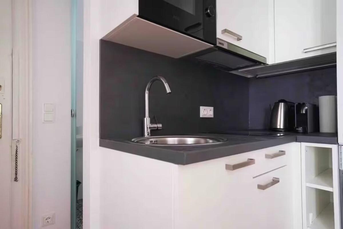 Apartment 8 Minutes To Inner I 5 Min Walk To Metro I Wifi
