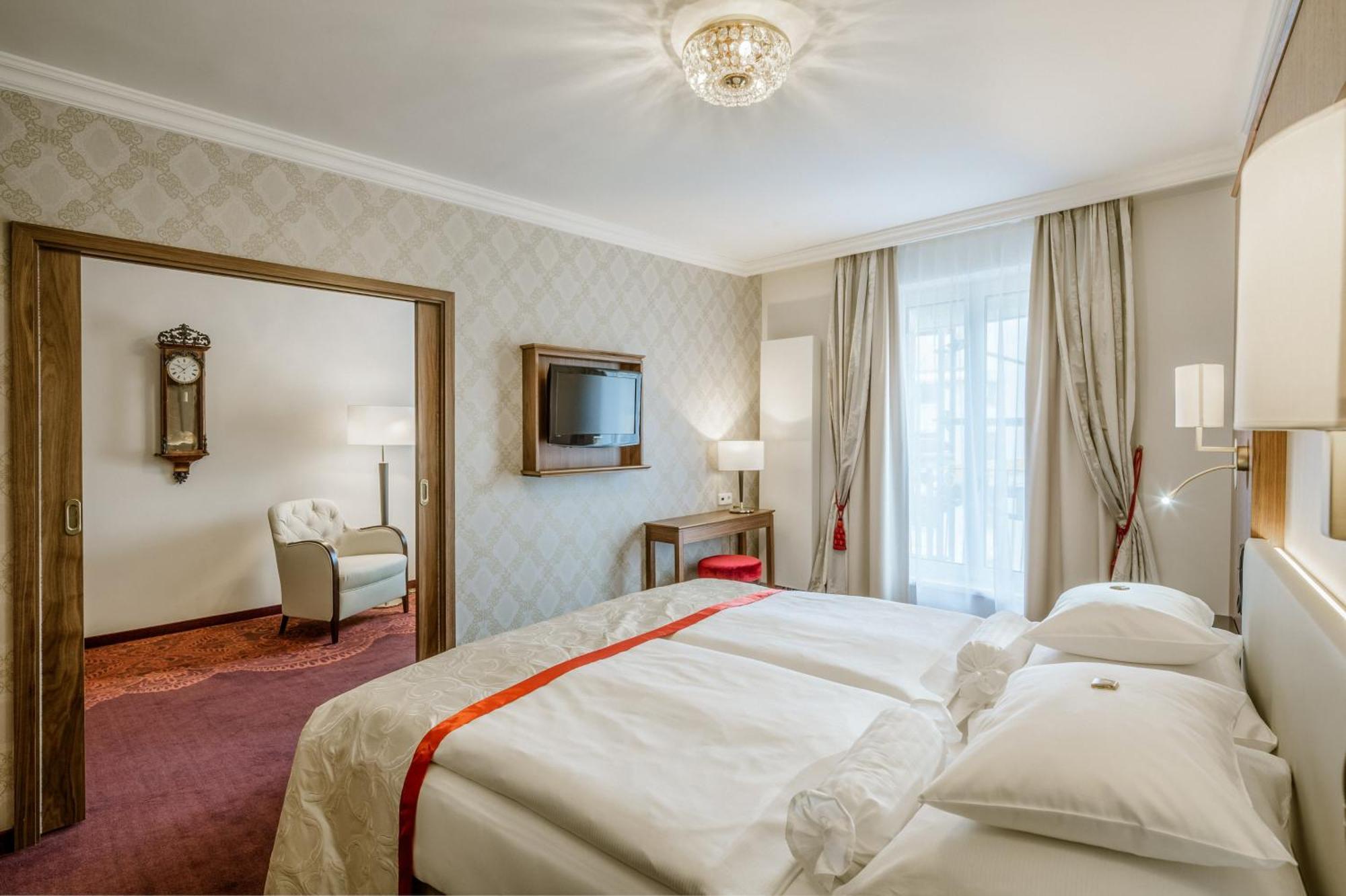 Stefanie - Vienna's Oldest Viena