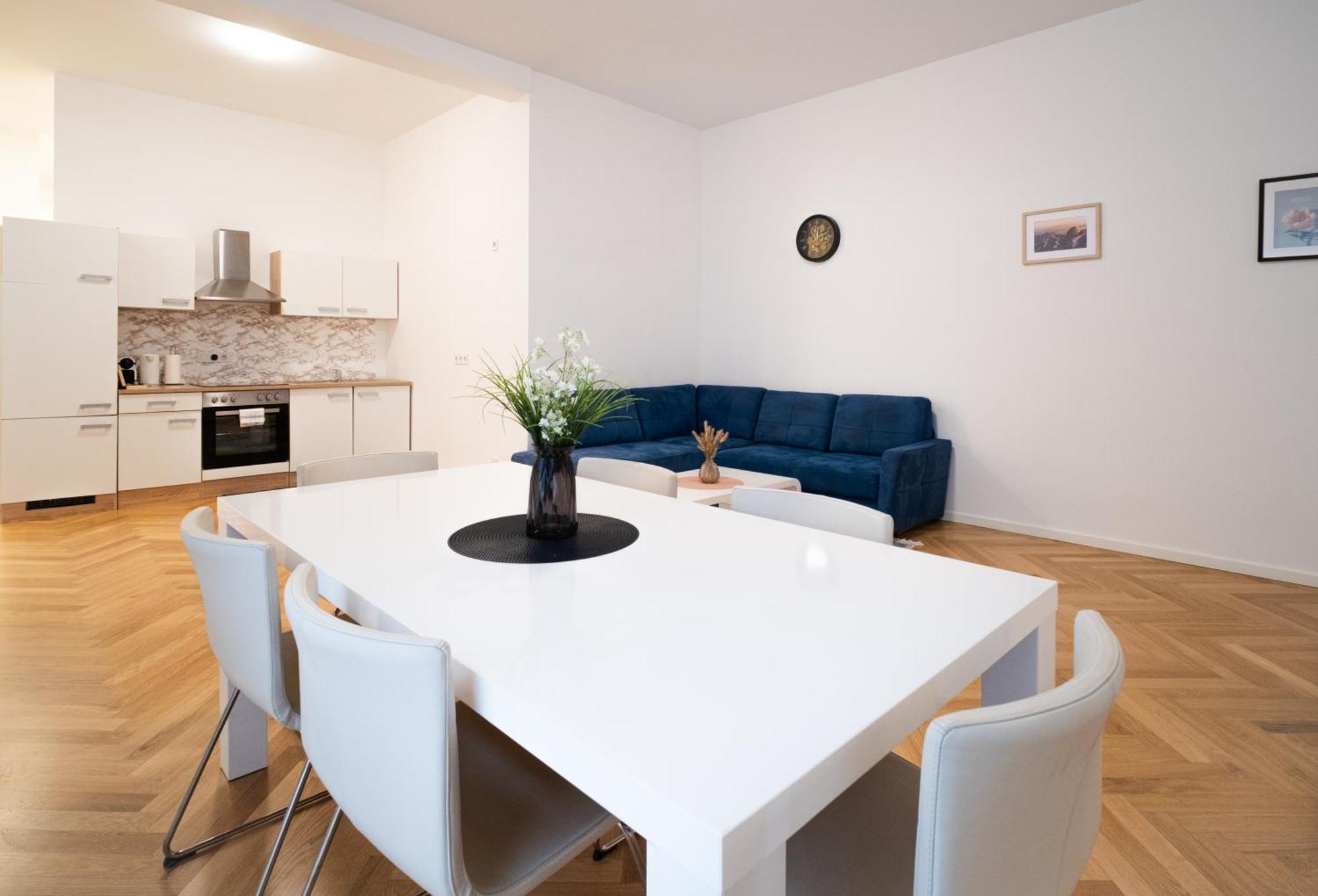 Sweet - Apartment