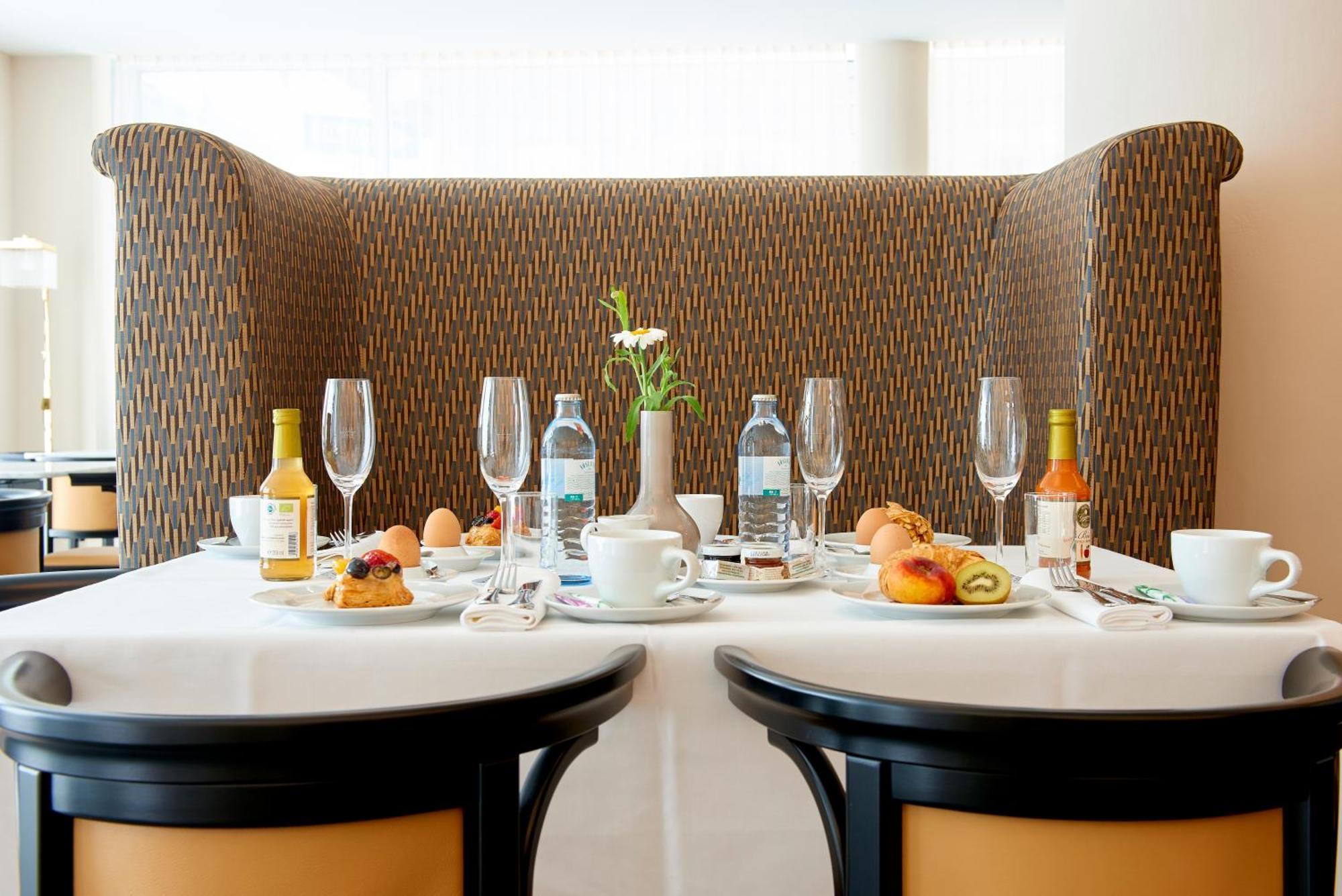 Singerstrasse 21-25 350m Next To St Stephen's Square 4*