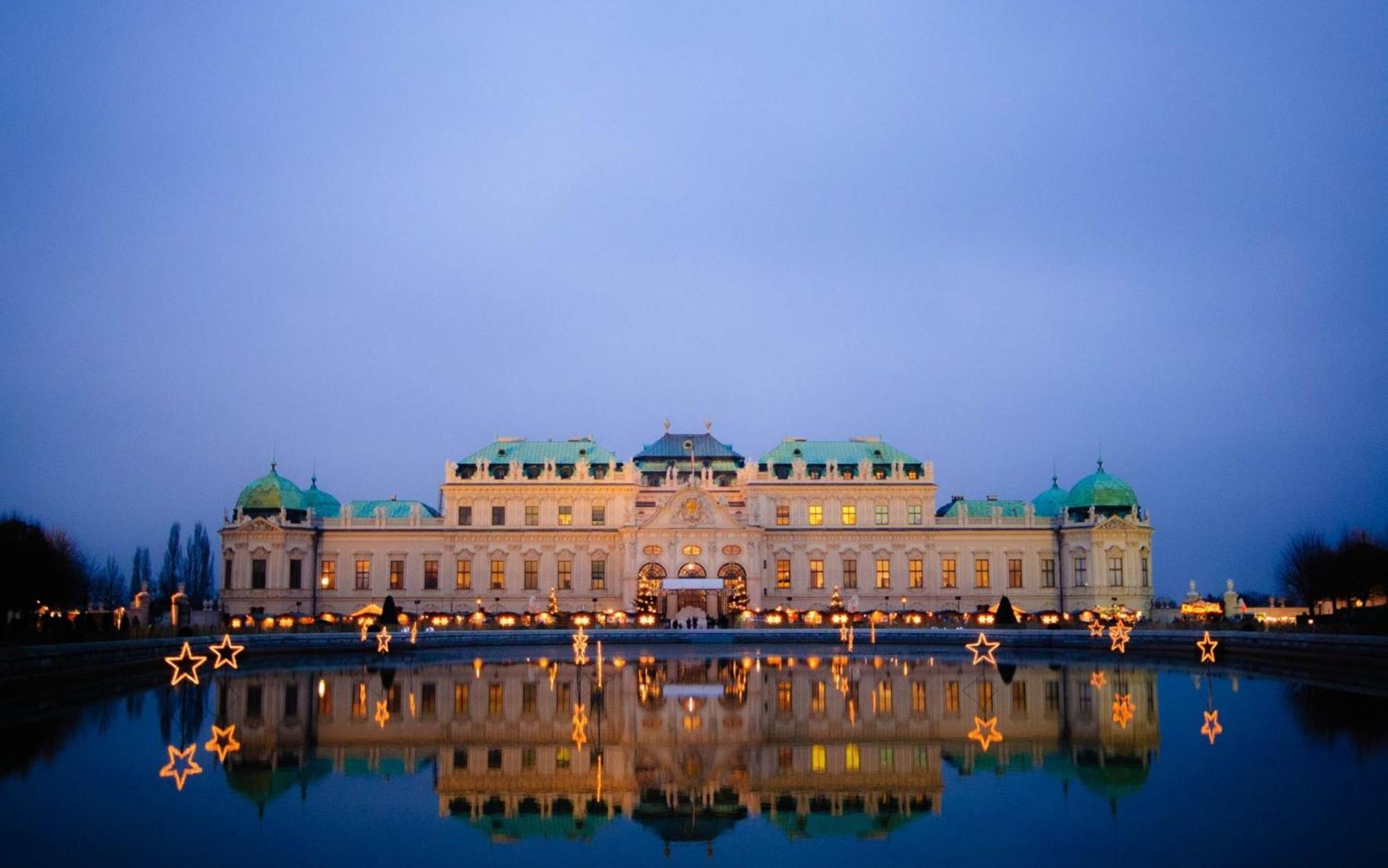 Regal Retreat Intimate Elegance Near Schoenbrunn Palace * Wien