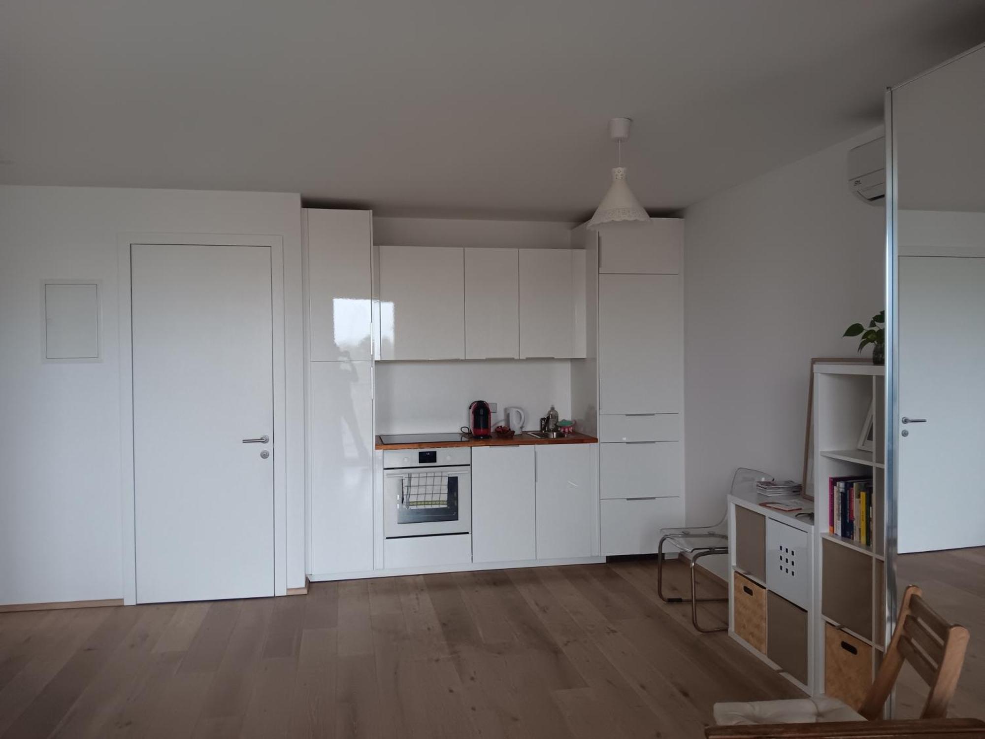 Apartment Mit Terasse *