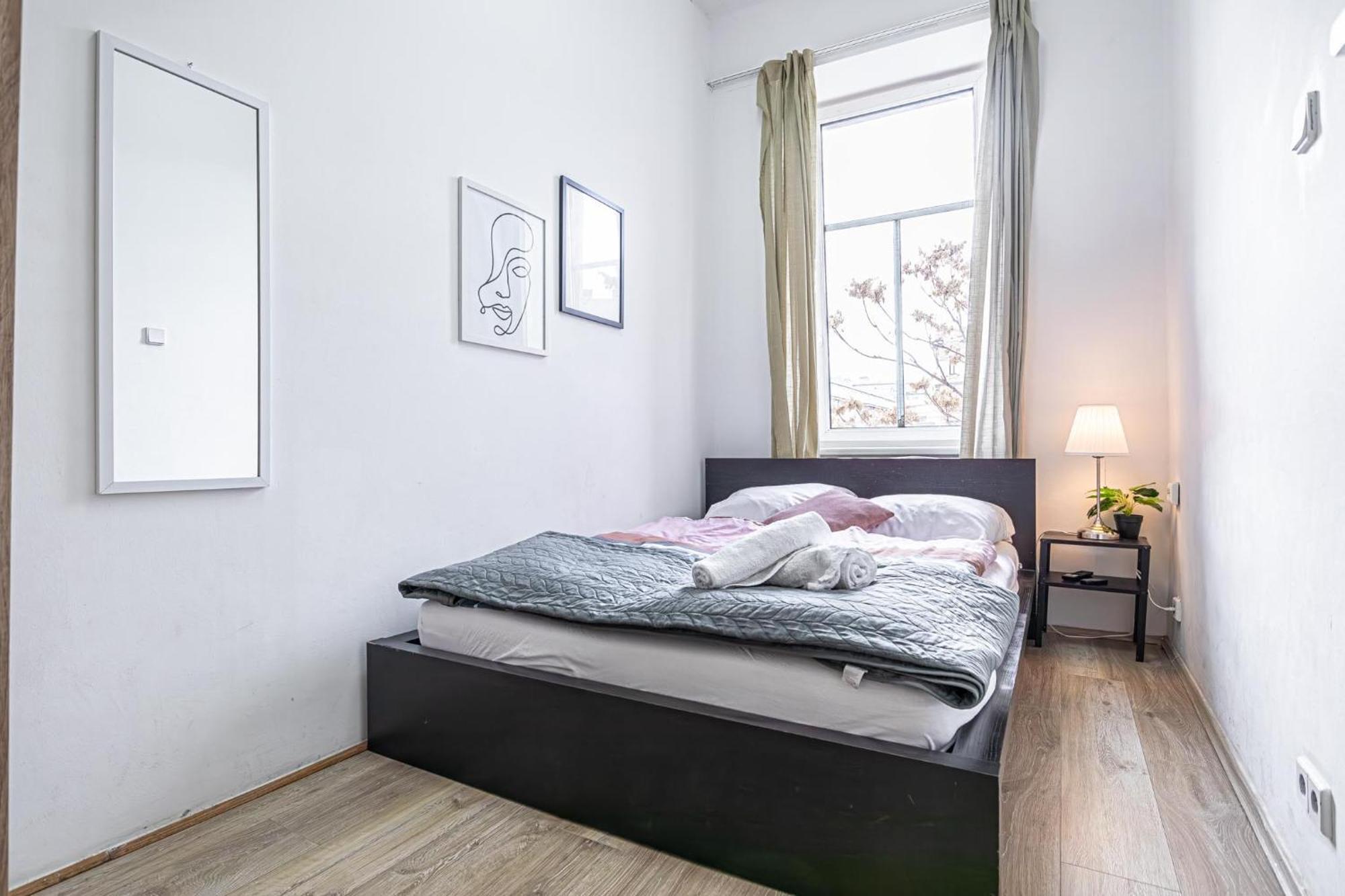 Apartment Massive 6br Shared At Millenium For Big Groups