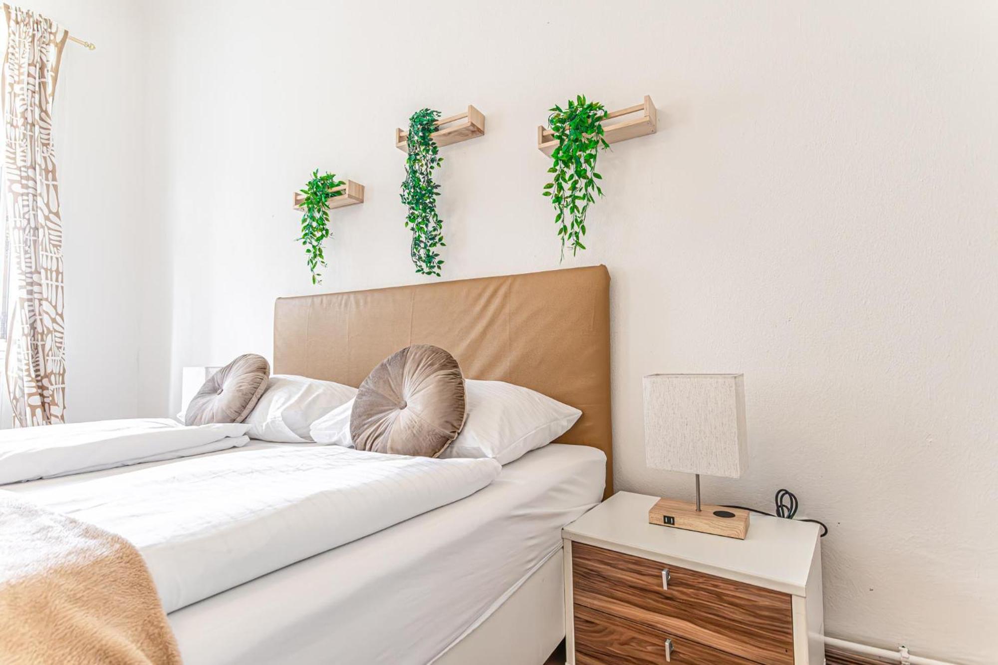 Chic In Shared 2br For Long - 15 Min To Center