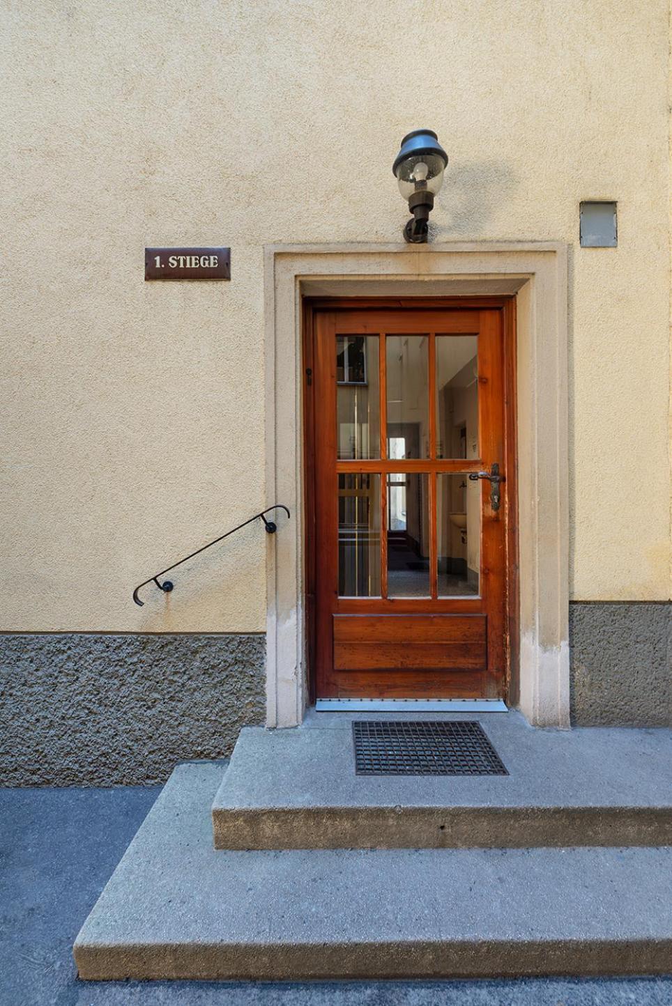 Stadt Vor Der Tuere Und Dennoch Ruhig Gelegen Apartamento